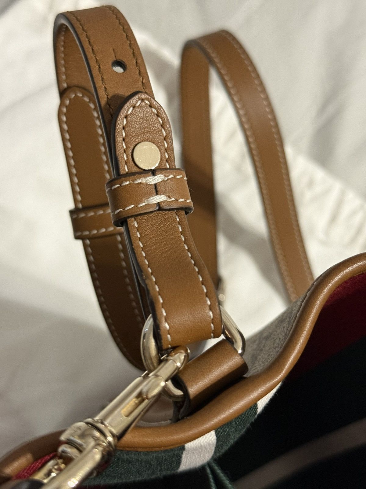 Gucci GG Emblem small bucket bag Size ONE SIZE - 8 Thumbnail