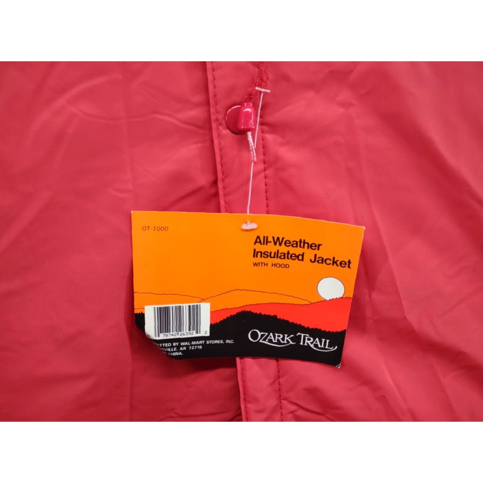 Vintage VINTAGE Ozark Trail Jacket Hoodie Raincoat Insulated Hooded Red XL Men Snap Up New Size XL Size US XL / EU 56 / 4 - 2 Thumbnail