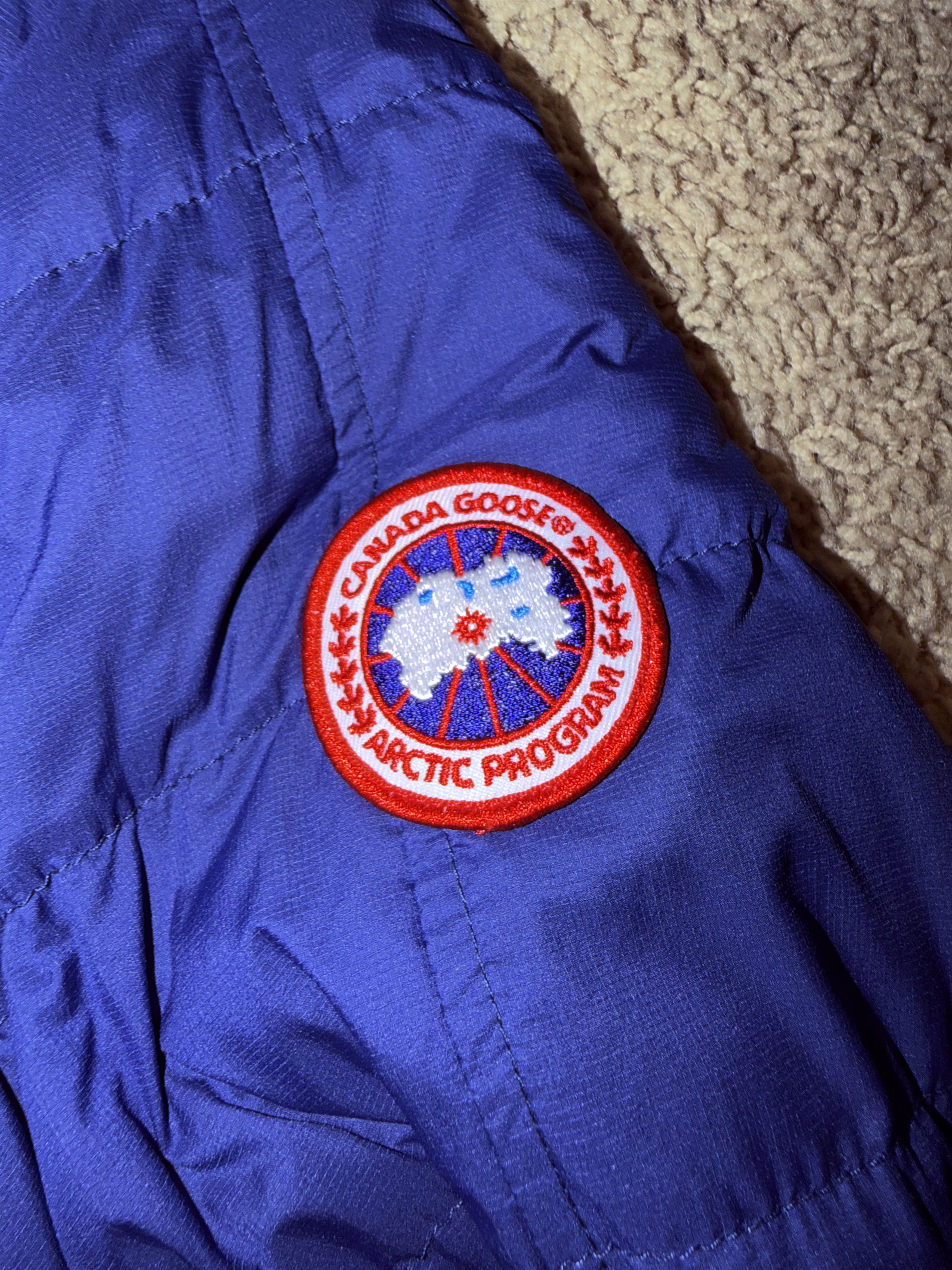 Canada Goose Canada Goose Cabri Hooded Sport Down Jacket Size US S / EU 44-46 / 1 - 4 Thumbnail