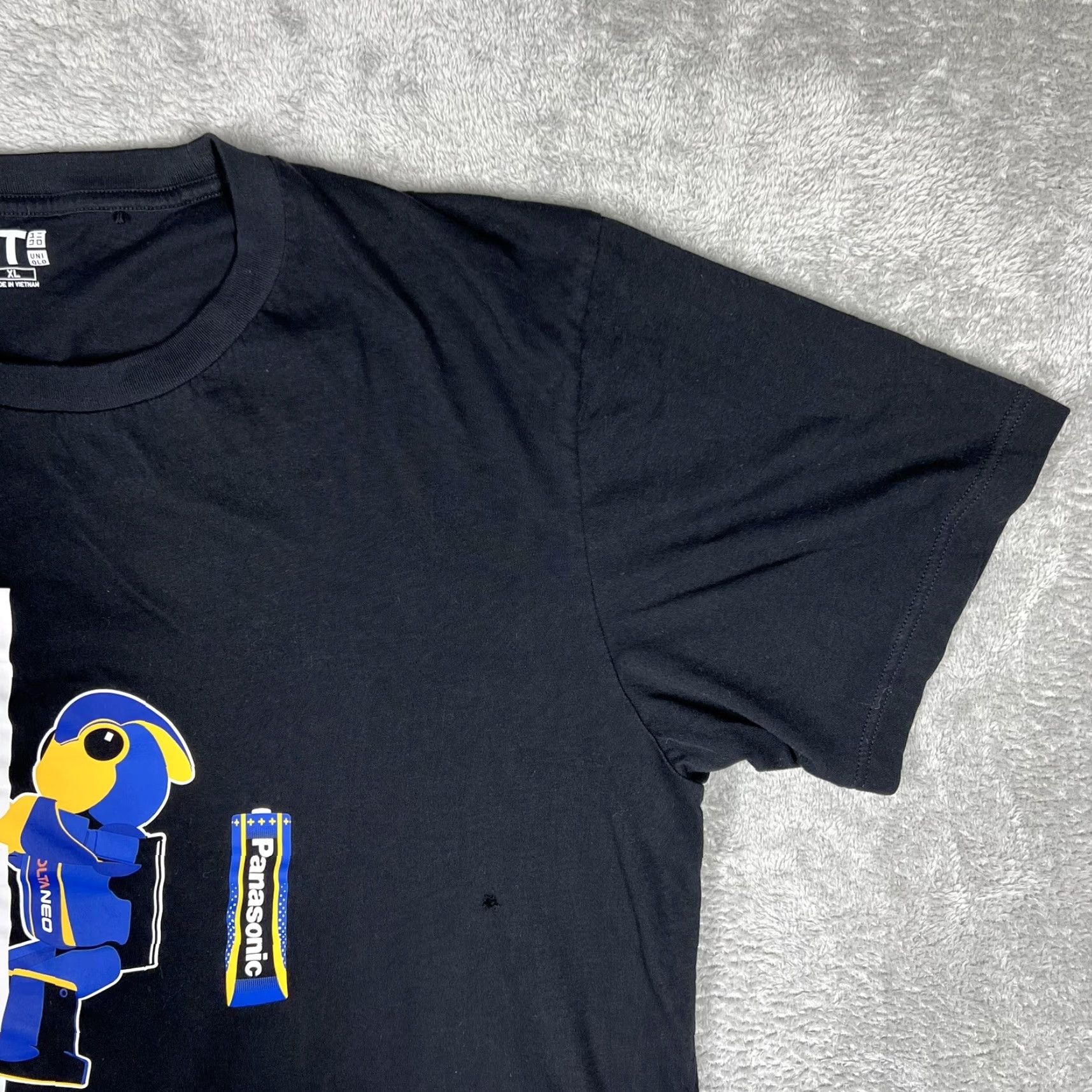 Uniqlo VINTAGE Uniqlo T-Shirt Panasonic Battery Design Men's XL Black Logo Toy Story 90s Style Mens Extra details not allowed Size US XL / EU 56 / 4 - 2 Thumbnail