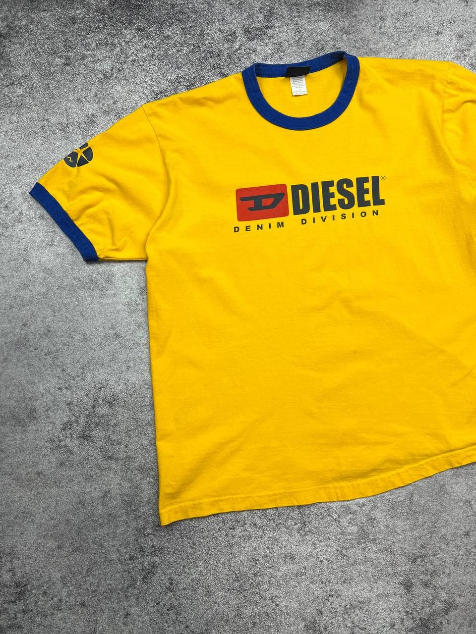 Diesel Vintage Diesel Japanese 90S Big Logo Streetwear Size US L / EU 52-54 / 3 - 2 Thumbnail