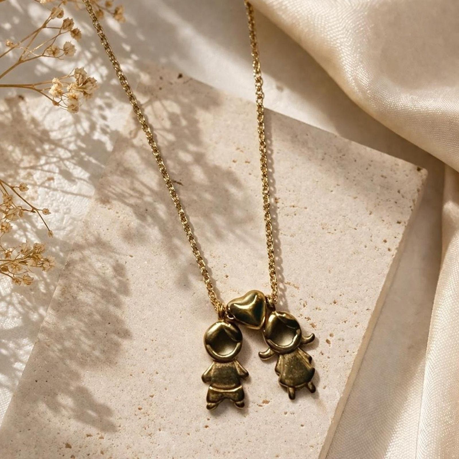 Other Gold family necklace with boy Size ONE SIZE - 3 Thumbnail