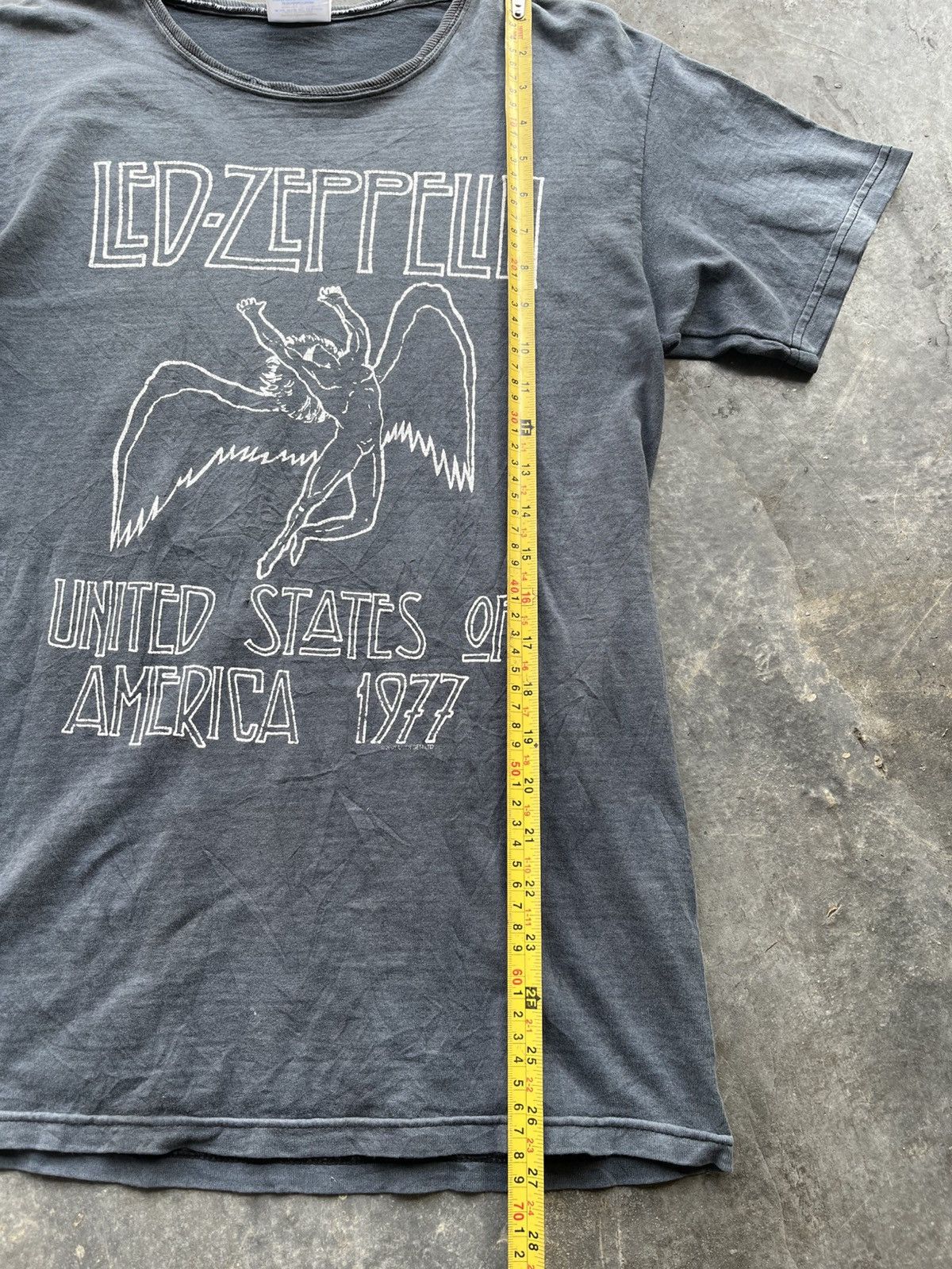 Band Tees × Led Zeppelin × Vintage Vintage Sunfaded Led Zeppelin Tour Tee Size US S / EU 44-46 / 1 - 5 Thumbnail