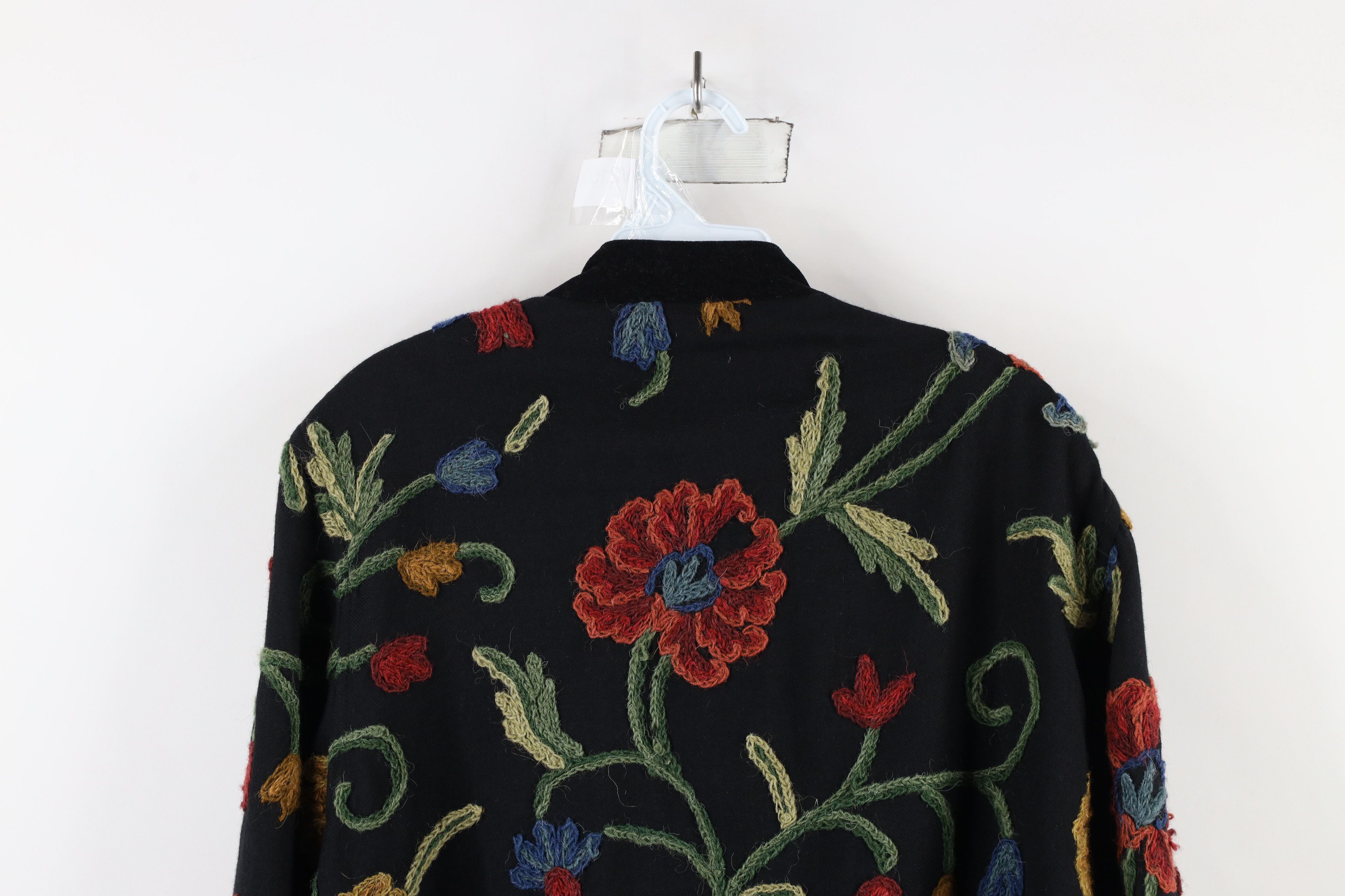 Vintage Vintage 90s Streetwear Trim Wool Crewel Flower Blazer Jacket Size L / US 10 / IT 46 - 13 Thumbnail