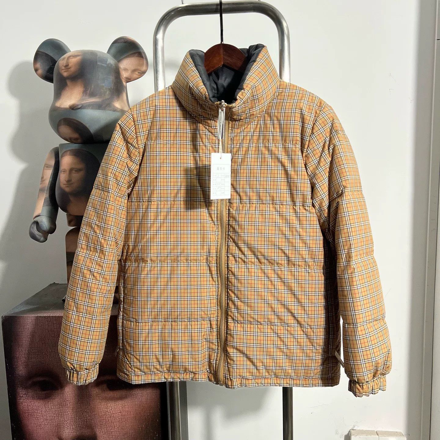 Burberry Burberry Down Plaid Heavy Coat s Men Size US S / EU 44-46 / 1 - 1 Thumbnail