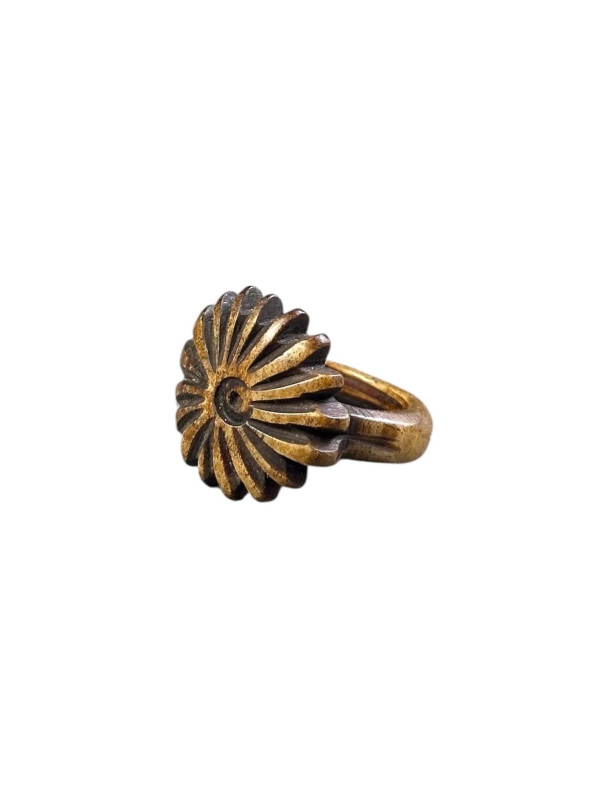 Vintage 1980s JAPANESE ARTISAN HANDCRAFTED BLAZING SUN HORN RING Size ONE SIZE - 1 Thumbnail