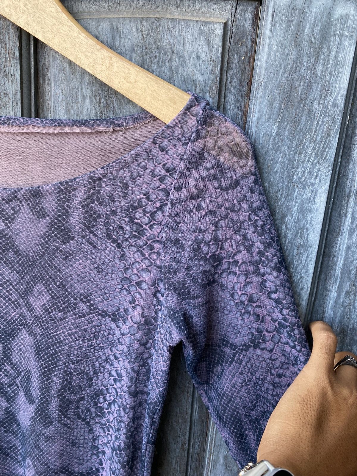 Vintage Vintage Purple Snake Print Mesh Long Sleeve Top Japanese Size XS / US 0-2 / IT 36-38 - 5 Thumbnail