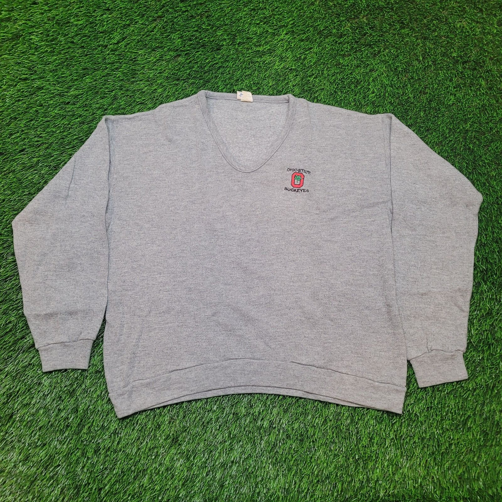 Champion VTG 70s Champion Running Man Tag Sweater XL OSU Cropped Boxy Size US XL / EU 56 / 4 - 1 Thumbnail