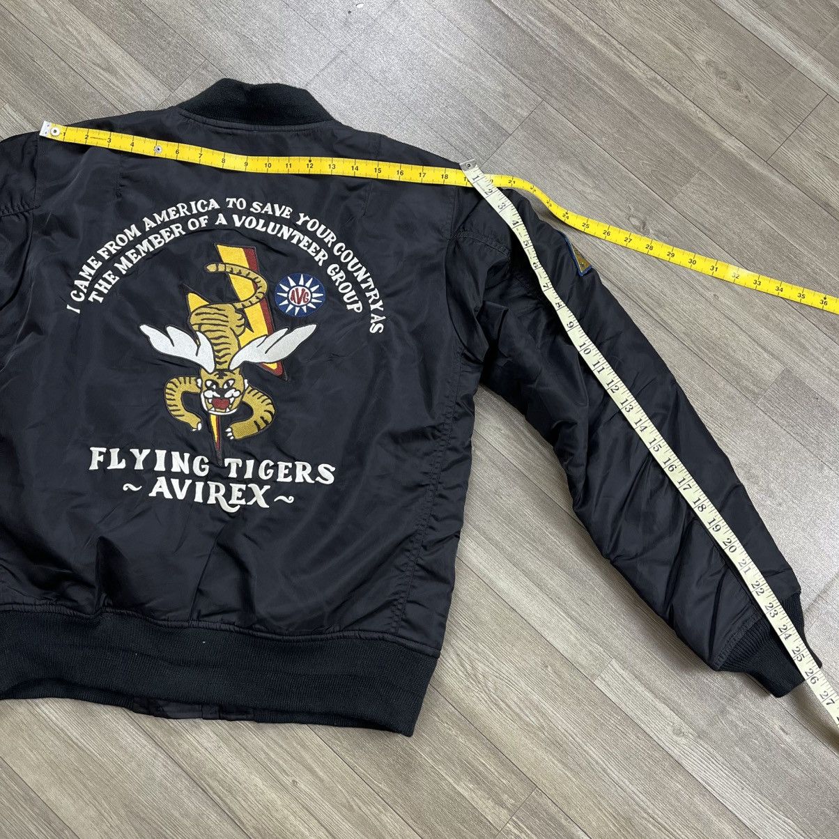 Avirex Vintage Avirex Flaying Tiger P-40 Embroidery Bomber Jacket Size US L / EU 52-54 / 3 - 15 Thumbnail