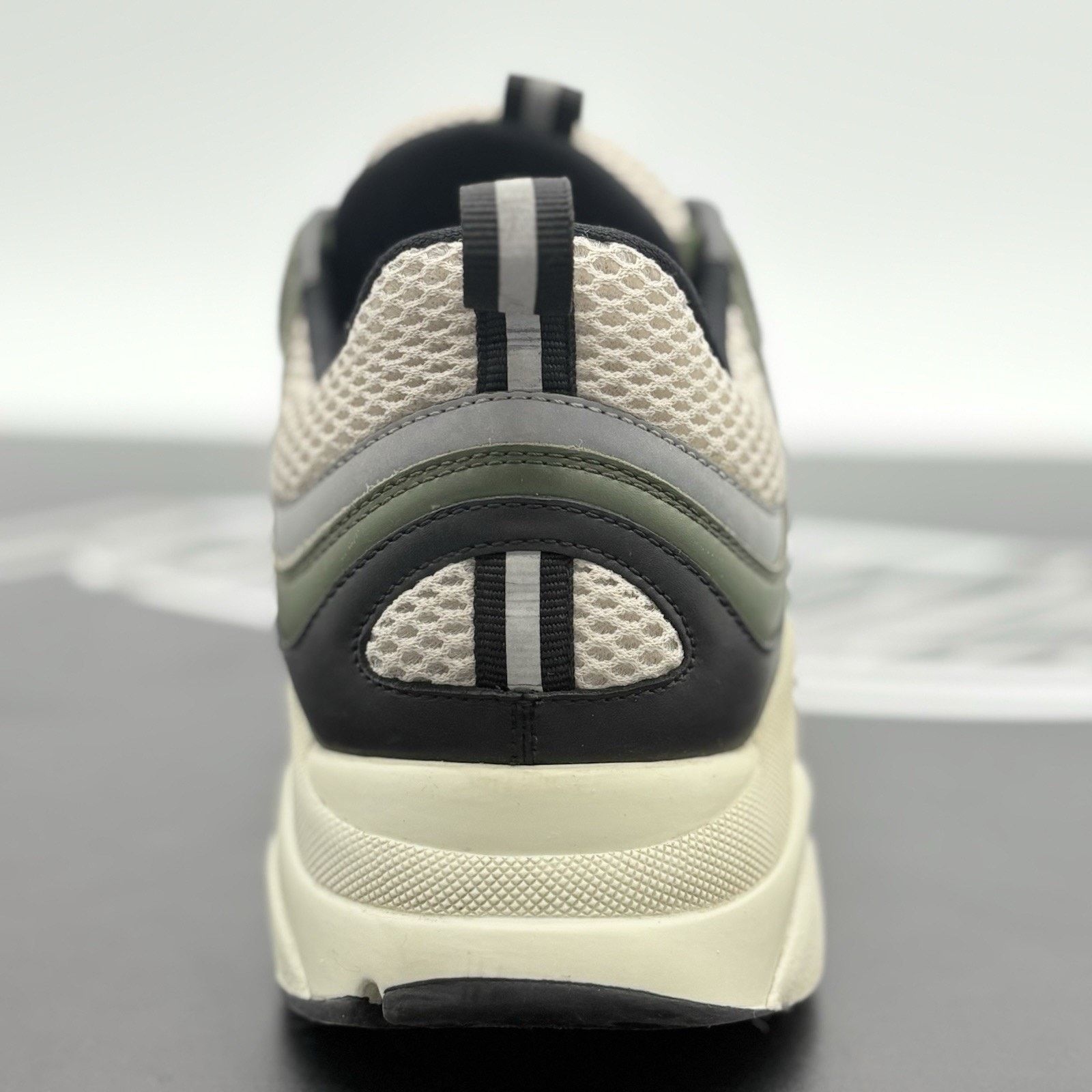 Dior Size 42 (9 US) - Dior B22 Sneaker ' Khaki Pistachio ' Size US 9 / EU 42 - 3 Thumbnail