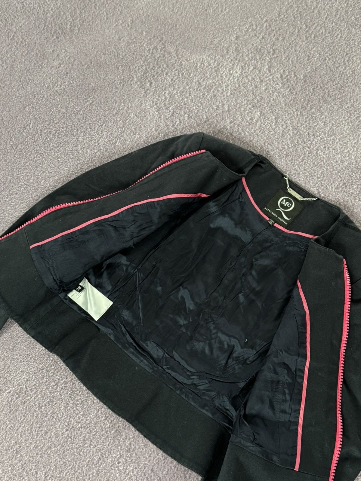 Alexander McQueen Alexander Mcqueen Luxury Vintage Zip Up Blazer Size XS / US 0-2 / IT 36-38 - 9 Thumbnail