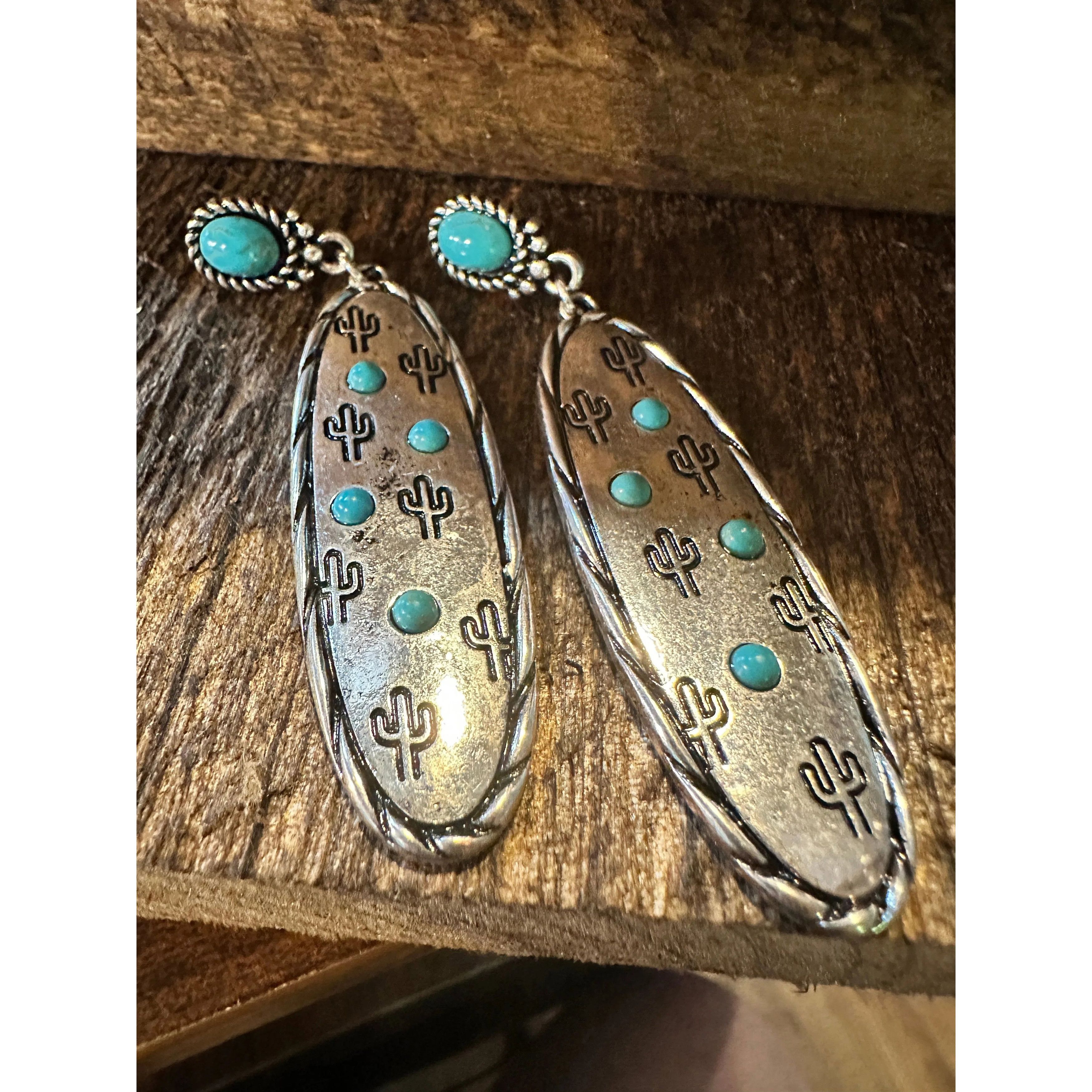 Other Boho Hippie Cowgirl Western Stamped Stone Silver Earrings - Size ONE SIZE - 6 Thumbnail