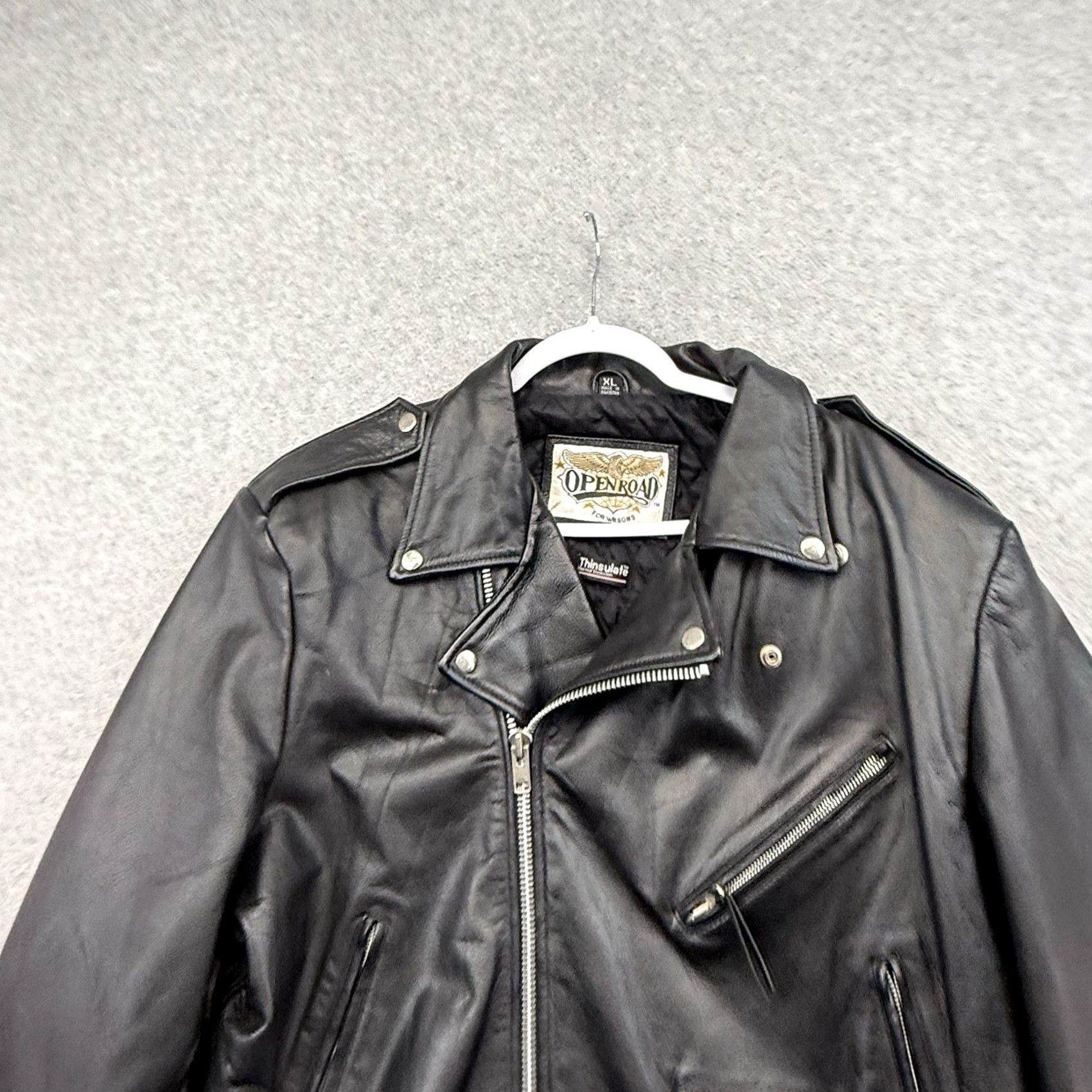 Vintage VINTAGE Wilsons Black Leather Heavy Biker Motorcycle Jacket XL Moto Insulated Size US XL / EU 56 / 4 - 3 Thumbnail