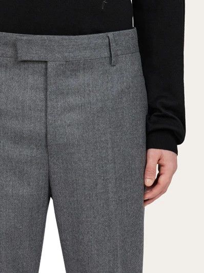 Salvatore Ferragamo o1s1rm0226 Tailored Pant in Grey Size US 30 / EU 46 - 5 Thumbnail