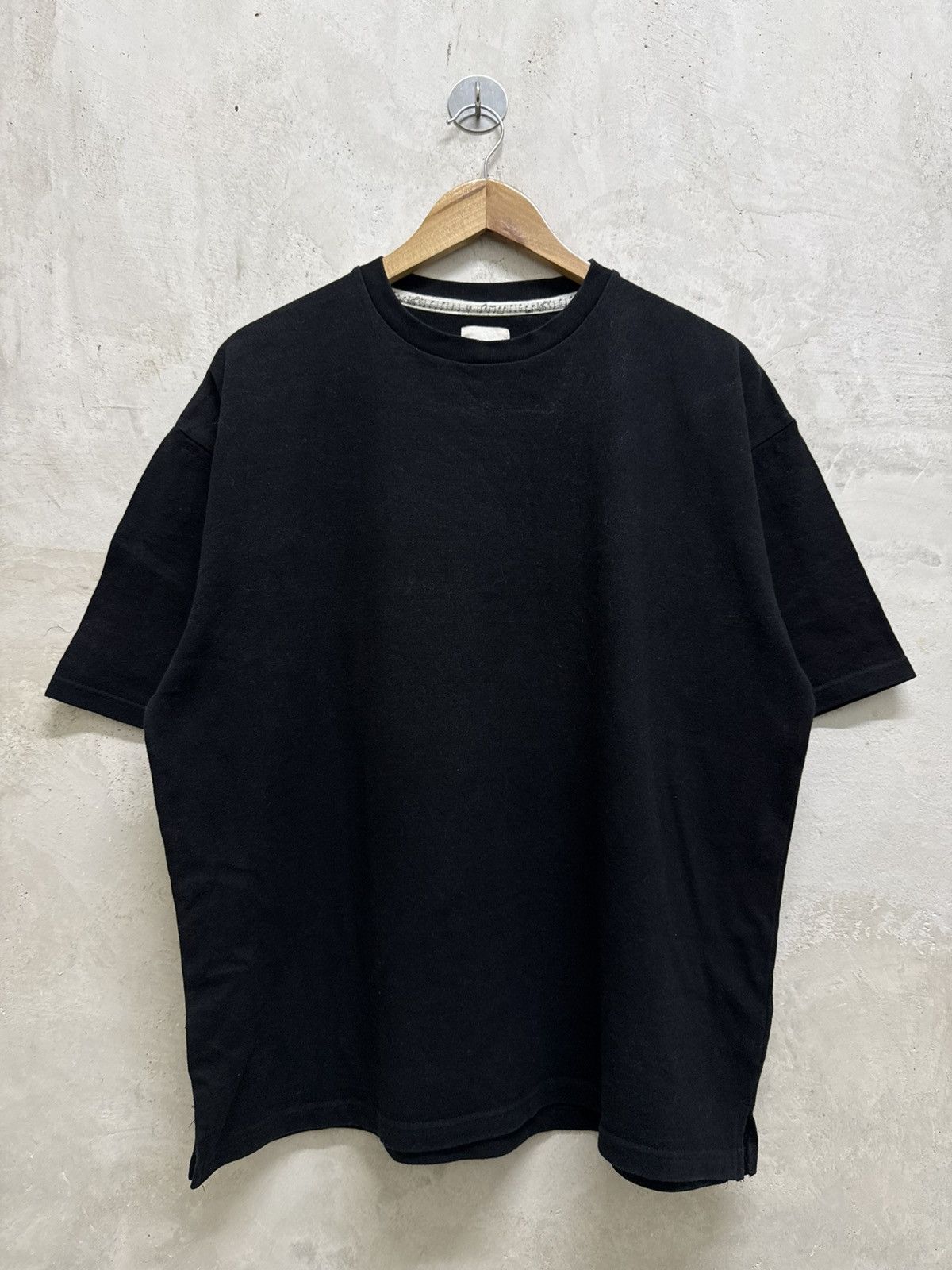 Number (N)ine Number Nine Oversized Plain Black Tee Size US XL / EU 56 / 4 - 1 Thumbnail