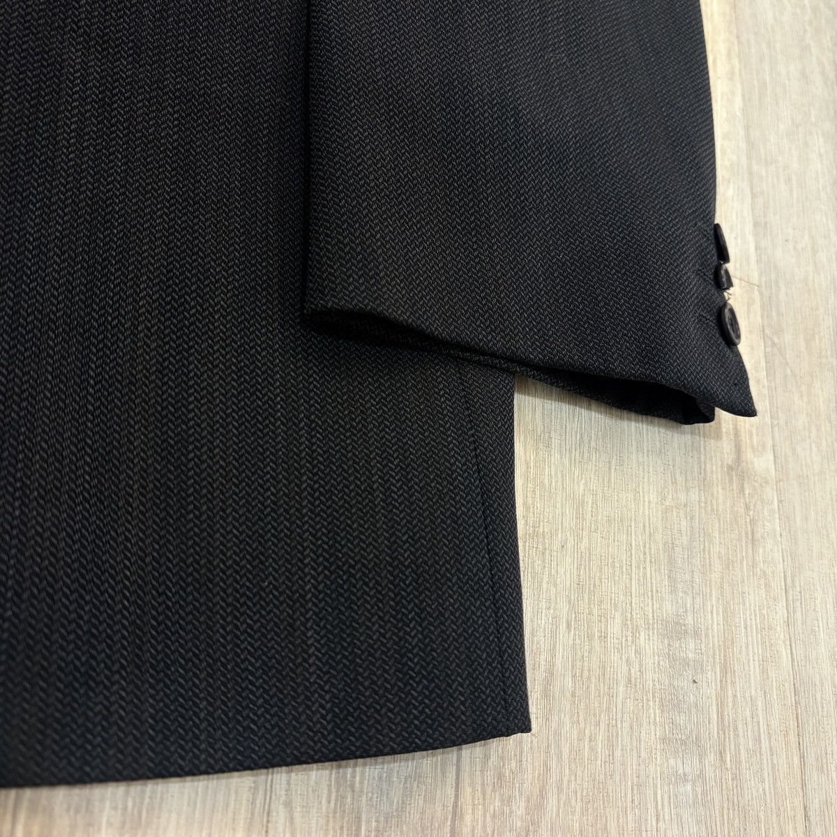 Valentino Valentino Italian Wool 2-Button Black Suit 42S Size 42S - 3 Thumbnail