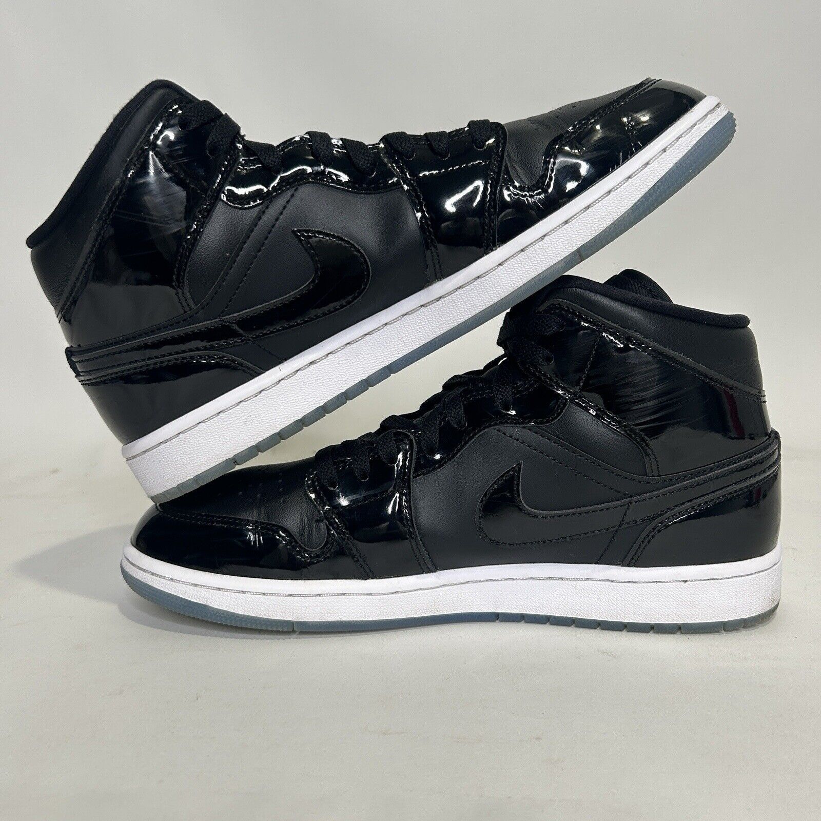 Nike Nike Air Jordan 1 Mid SE “Space Jam" 2024 Size US 10 / EU 43 - 3 Thumbnail