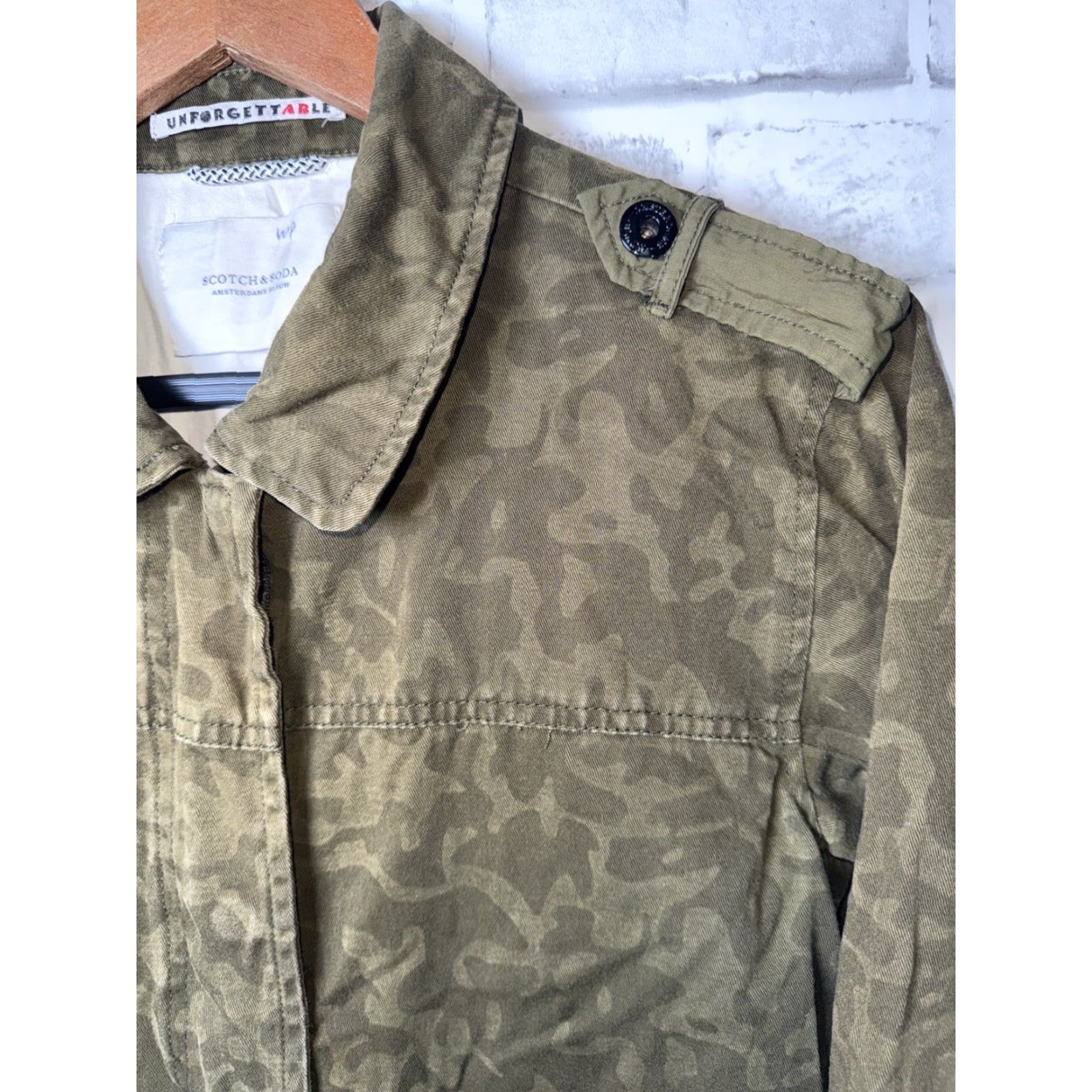 Scotch & Soda Scotch & Soda UNFORGETTABLE Camo MILITARY STYLE Jacket Full Zip WOMENS XS Size XS / US 0-2 / IT 36-38 - 6 Thumbnail