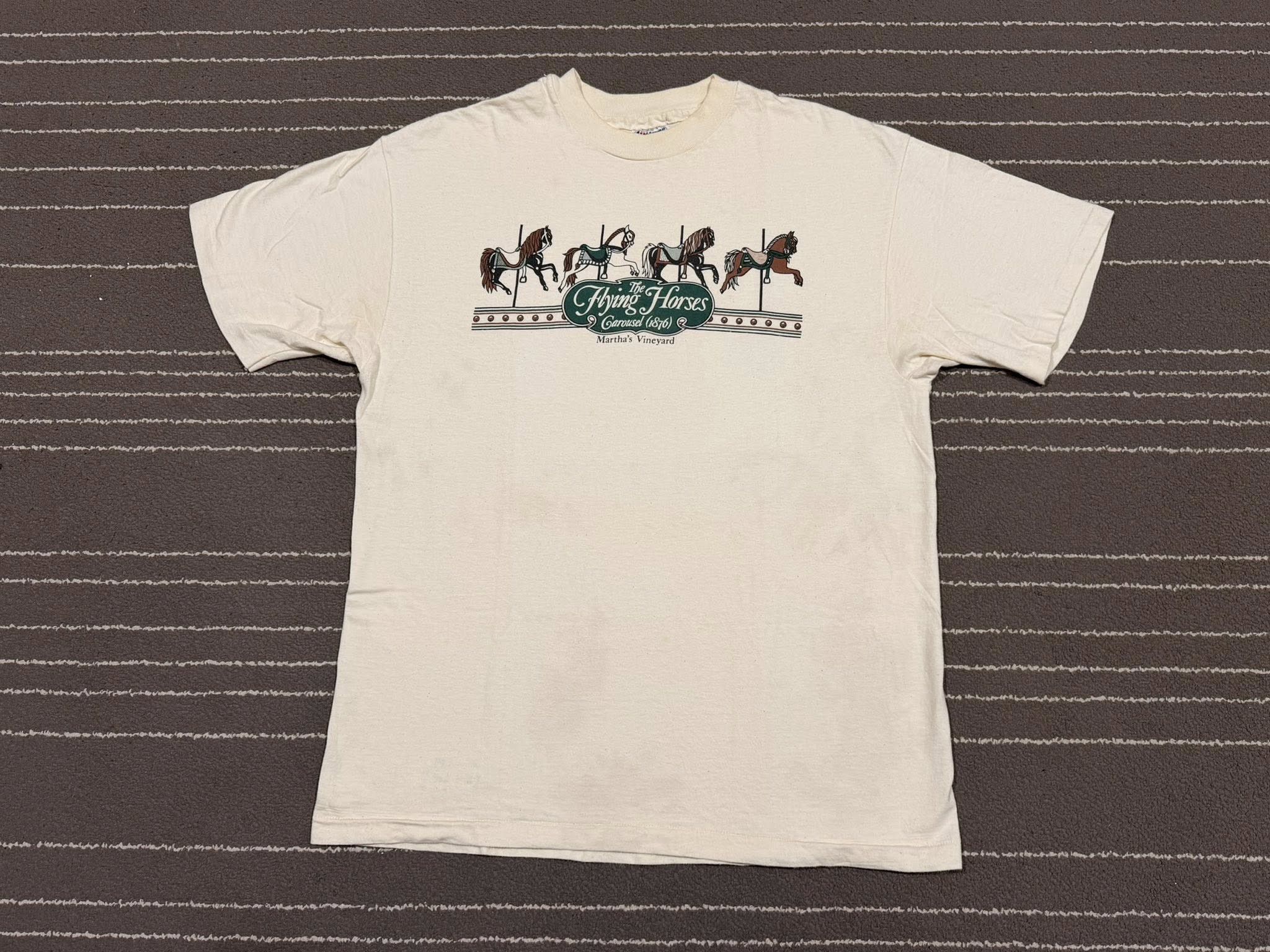 Vintage Vintage The Flying Horses HANES TEE M 1612 Size US M / EU 48-50 / 2 - 1 Thumbnail