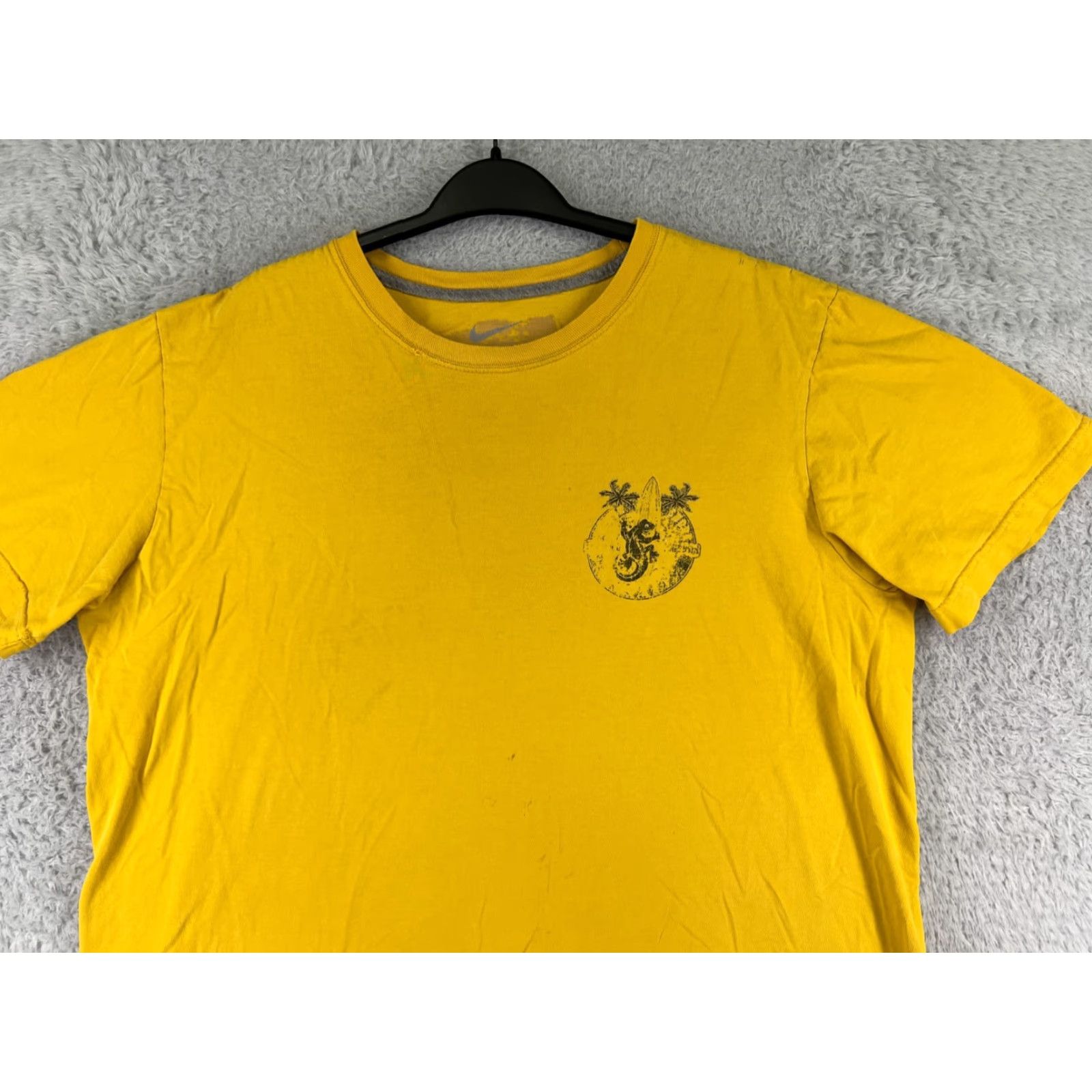 Nike Nike Shirt Mens XL Yellow North Shore Hawaii Gecko Island Legends Surf T-Shirt Logo Beach Outdoor Retro Sports Womens? Size US XL / EU 56 / 4 - 6 Thumbnail