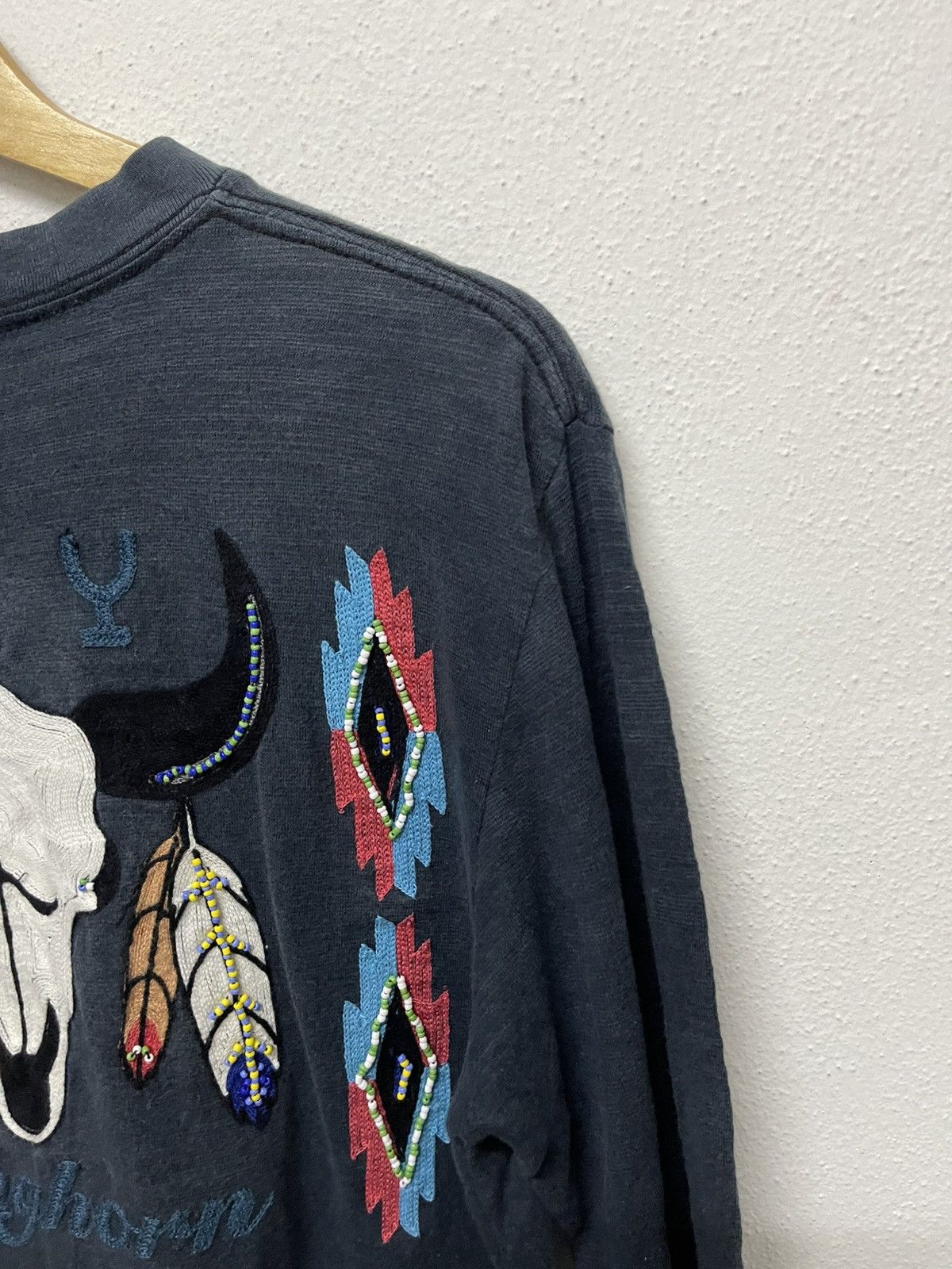 Native VINTAGE TOYO ENTERPRISES INDIAN NATIVE NAVAJO LONG SLEEVE Size US M / EU 48-50 / 2 - 9 Thumbnail