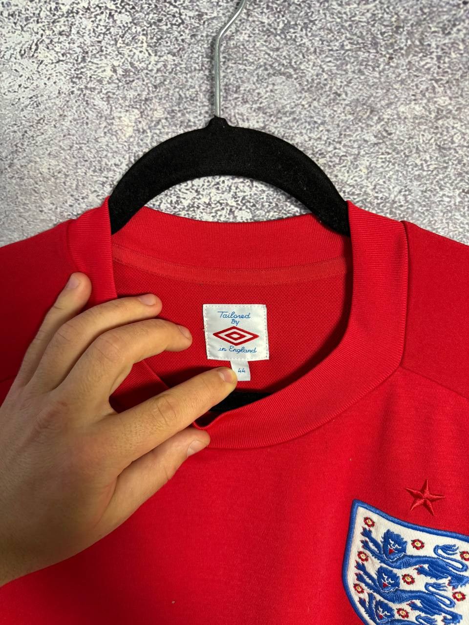 Vintage England National Team 2010 Umbro Soccer Jersey large Size US L / EU 52-54 / 3 - 7 Thumbnail