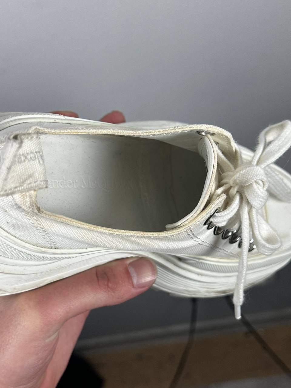 Alexander McQueen Alexander McQueen Tread Slick White Canvas Low Top Sneakers Size US 6 / IT 36 - 17 Thumbnail