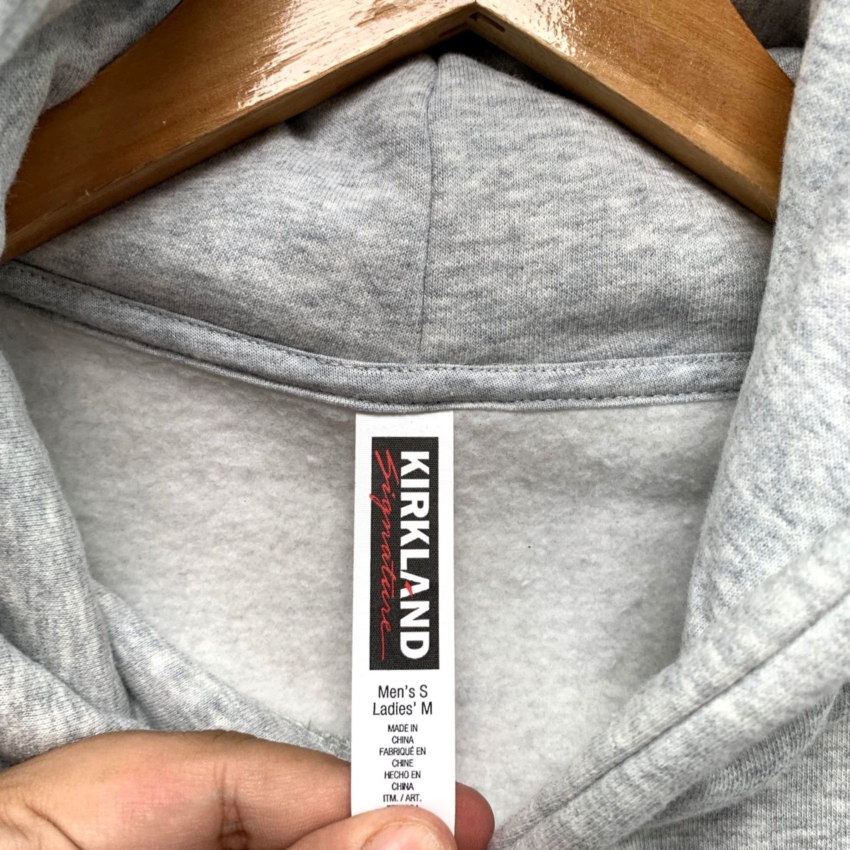 Vintage Kirkland Costco Hoodie Sweatshirt Ladies Small Gray Fleece Hooded Pullover Size S / US 4 / IT 40 - 3 Thumbnail