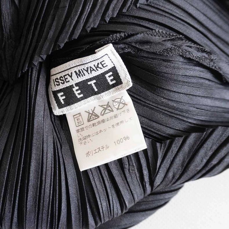 Issey Miyake Issey Miyake size:3 Serrated top Size XS / US 0-2 / IT 36-38 - 3 Thumbnail