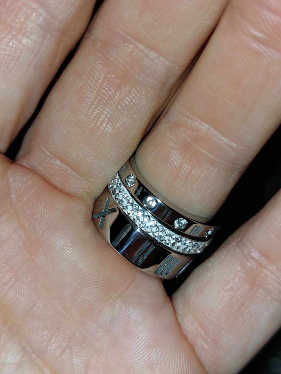Designer Size 11 Ring 3 Layer Roman Vintage Jewelry Ring Size ONE SIZE - 3 Thumbnail