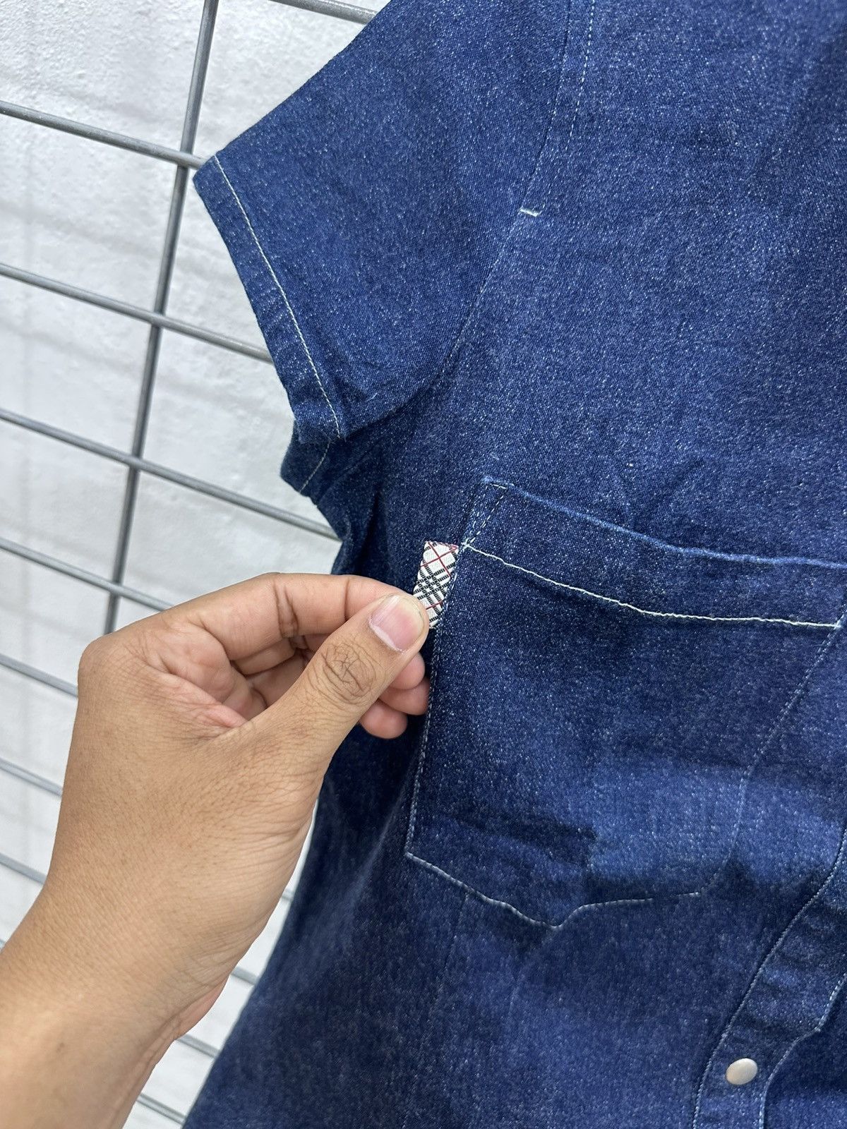 Burberry Rare And Beautiful Burberry Denim Double Pocket Work Shirt Size S / US 4 / IT 40 - 8 Thumbnail