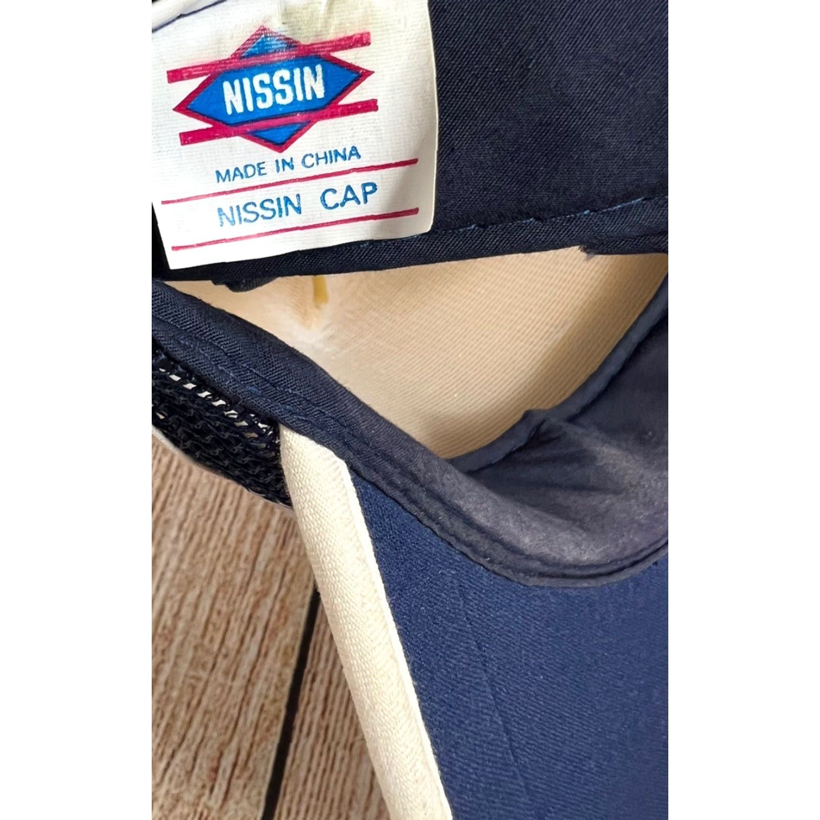 Vintage VINTAGE Nissin Trucker Hat White Blue 3 Three Stripe Hat Men One Size White Blue Nissin Cap Mens snapback shirt? Size ONE SIZE - 5 Thumbnail