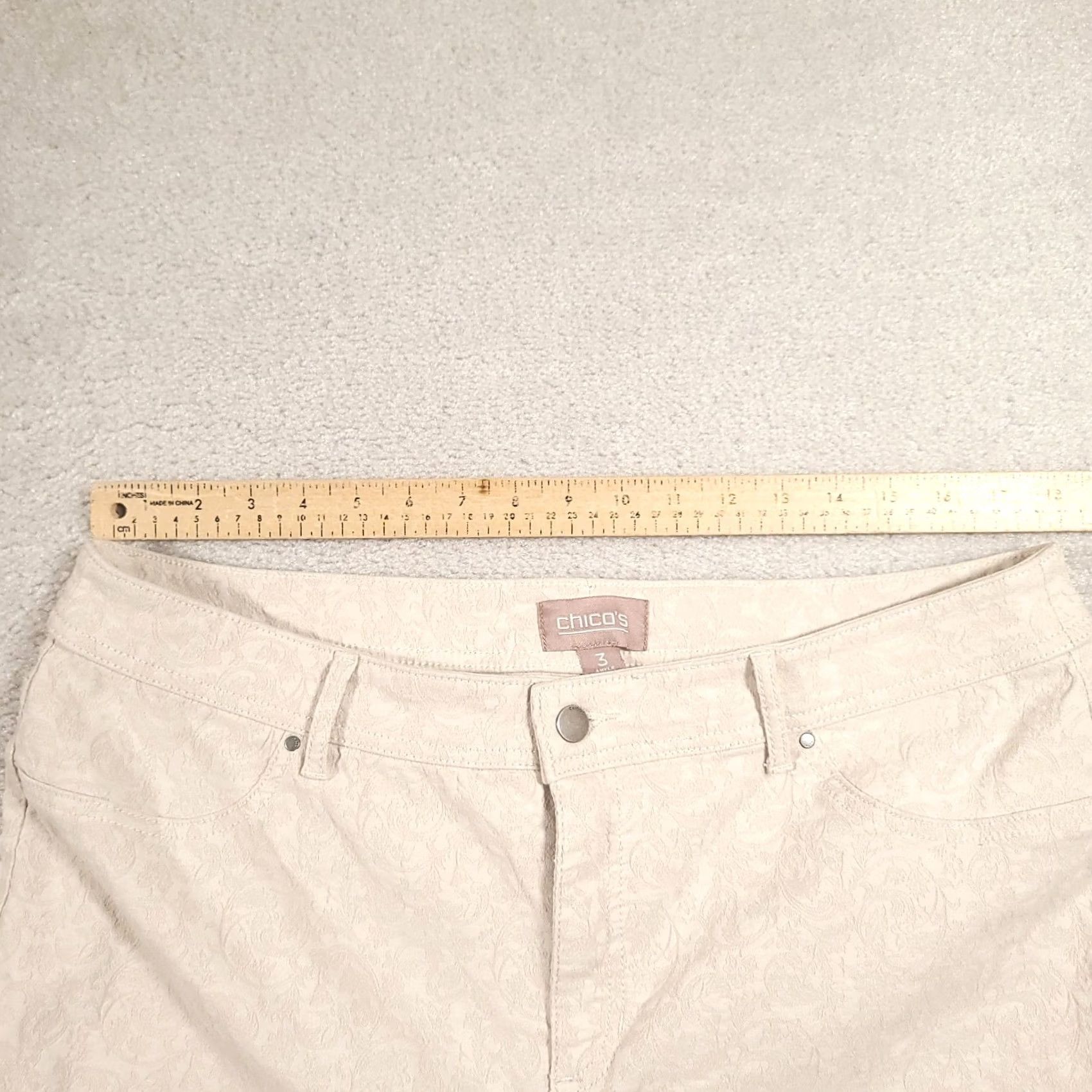 Vintage Chico's Pants Womens Size 3 Ankle Beige Stretch Preppy Adult 36x26 Jeans Regular Beige Womens Size 40" / US 18 - 3 Thumbnail