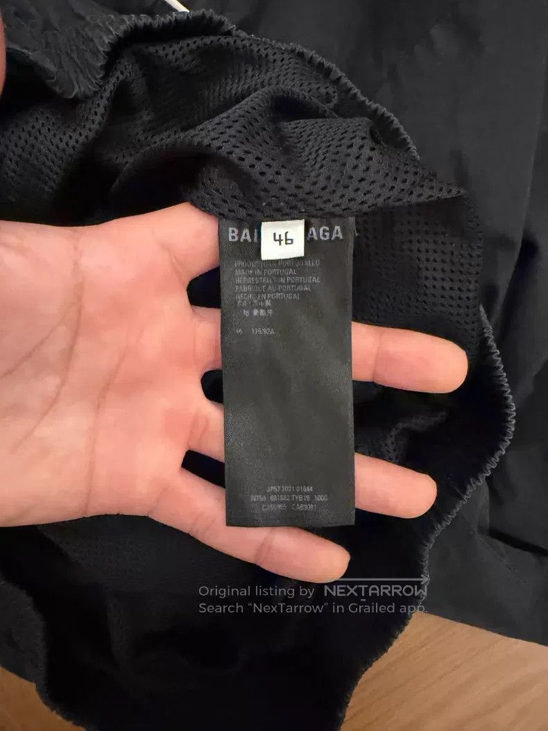 Balenciaga Balenciaga Logo jacket with loose design, solid color, and Size US S / EU 44-46 / 1 - 4 Thumbnail
