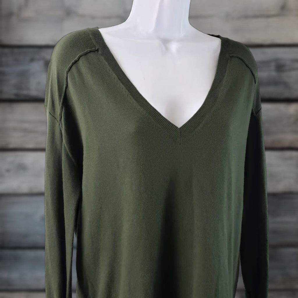 Treasure & Bond Treasure & Bond Womens Sweater Small Green Bell Sleeve V-Neck Cotton Blend Pullover Shirts Size S / US 4 / IT 40 - 1 Thumbnail