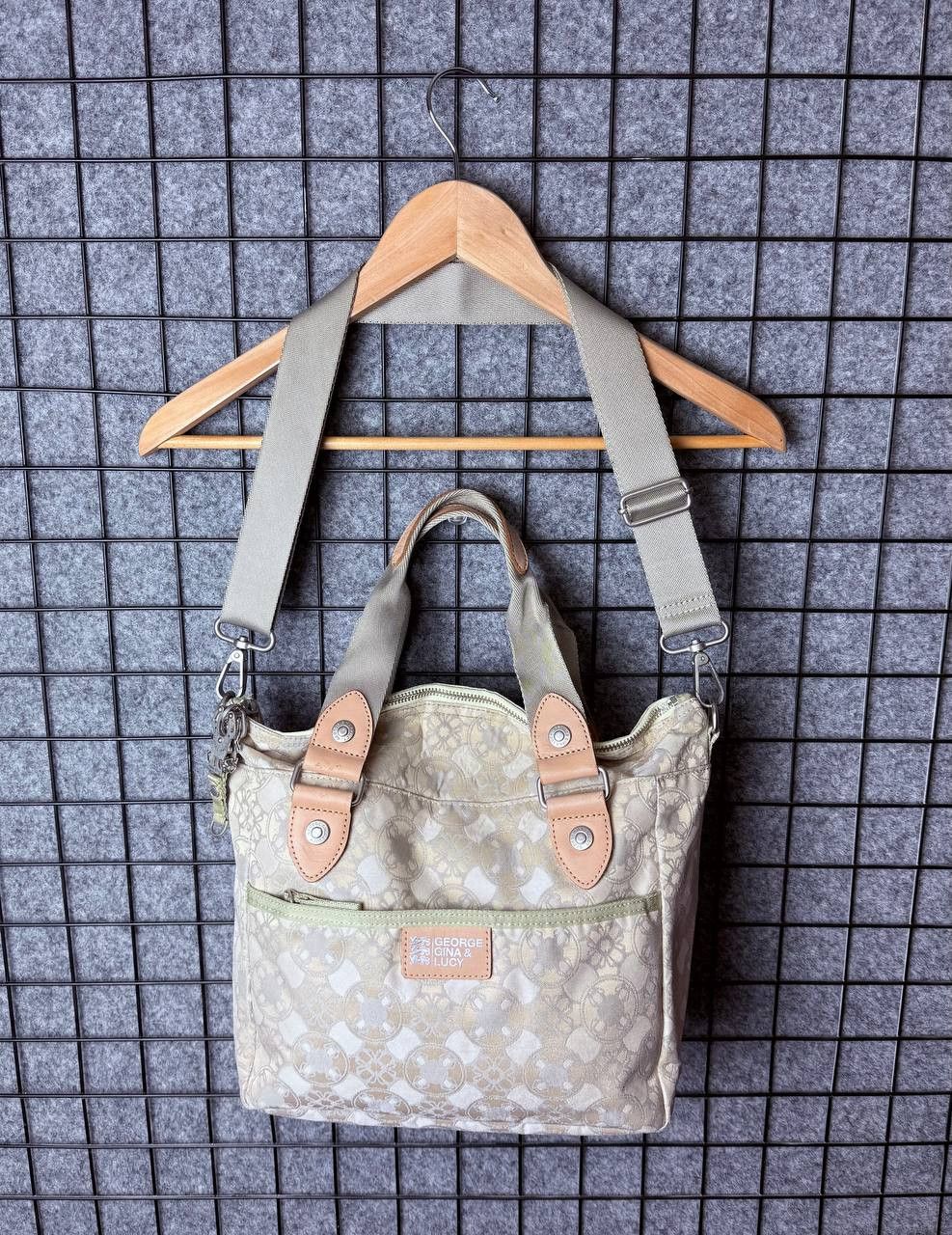 Japanese Brand George Gina Lucy Jacqua Kann Bags Size ONE SIZE - 1 Thumbnail