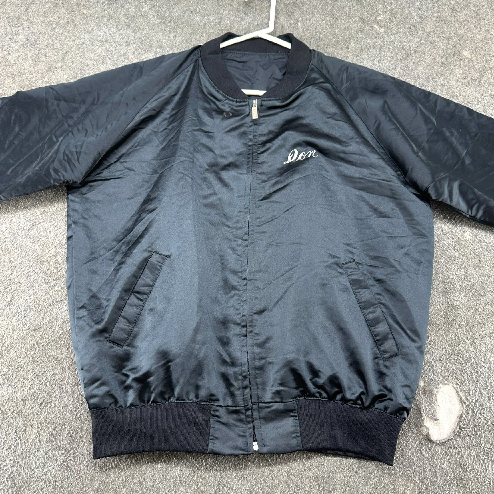 Vintage VINTAGE Jacket Mens L Black Satin Bomber 90s Desert Cactus USA Embroidered Quilted Workwear Casual Satin Lining Full Zip Snaps Size US L / EU 52-54 / 3 - 4 Thumbnail