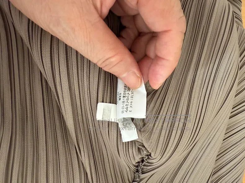 Issey Miyake Issey Miyake Disc Top Size L / US 10 / IT 46 - 4 Thumbnail