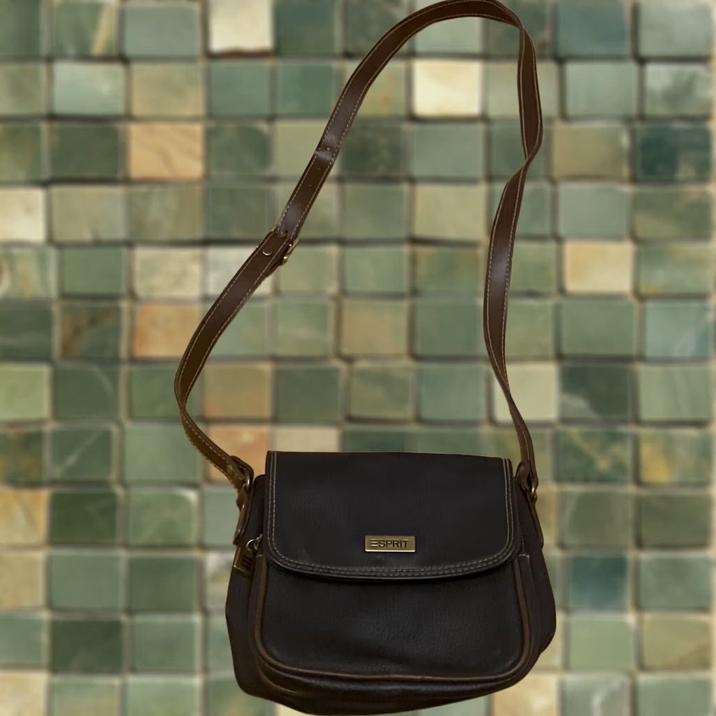 Esprit VINTAGE Esprit Crossbody Bag Small Navy Blue Brown Trim Vinyl Faux Leather 80s 90s City Retro Designer Womens Size ONE SIZE - 1 Thumbnail