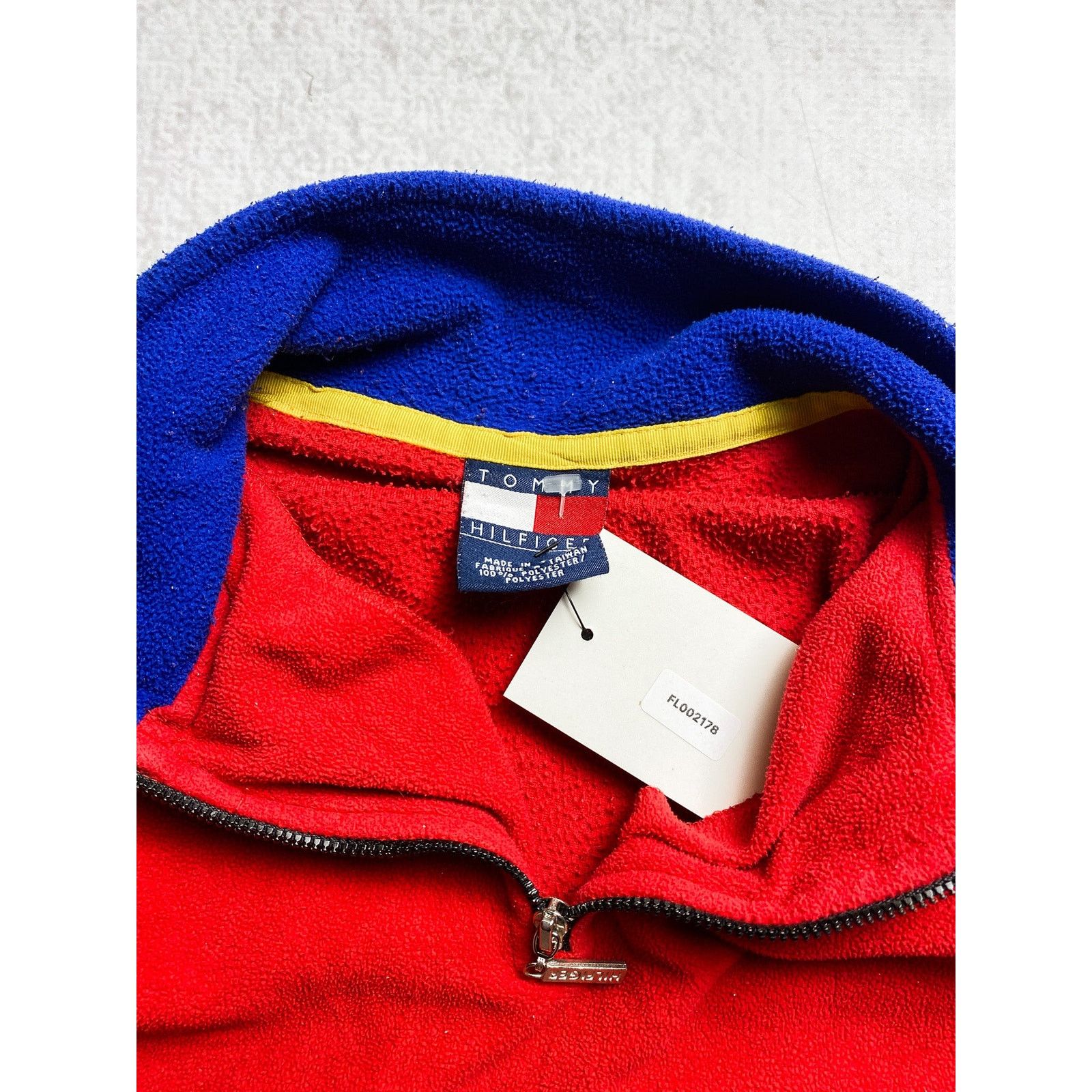 Tommy Hilfiger Vintage 90s Tommy Hilfiger Fleece Sweatshirt - Women's Small Size S / US 4 / IT 40 - 3 Thumbnail