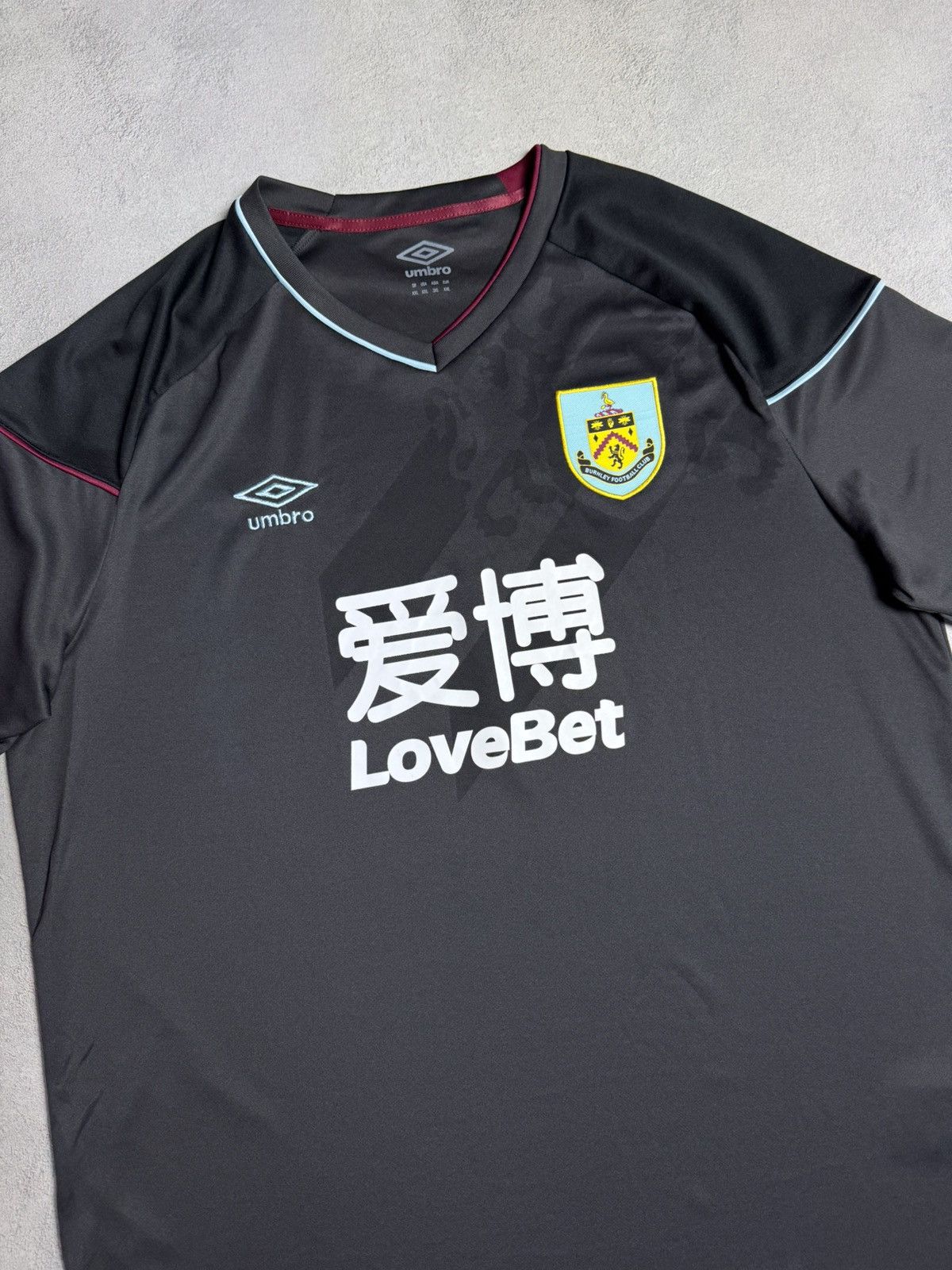 Umbro Burnley 2020 2021 Away Football Shirt Soccer Jersey Umbro Size US XXL / EU 58 / 5 - 3 Thumbnail