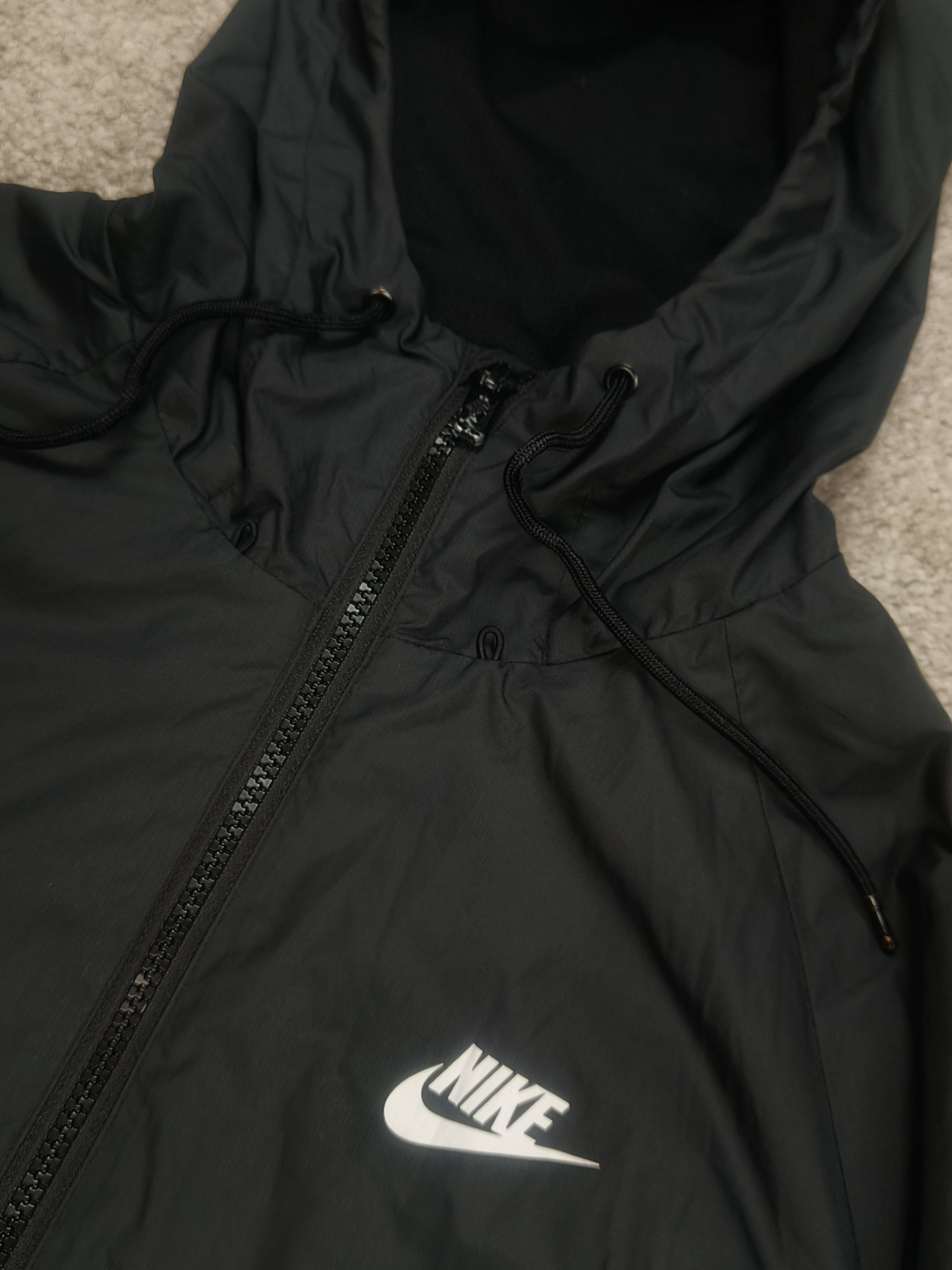 Nike Nike Windrunner Swoosh Lightweight Hooded Windbreaker Jacket Size M / US 6-8 / IT 42-44 - 4 Thumbnail