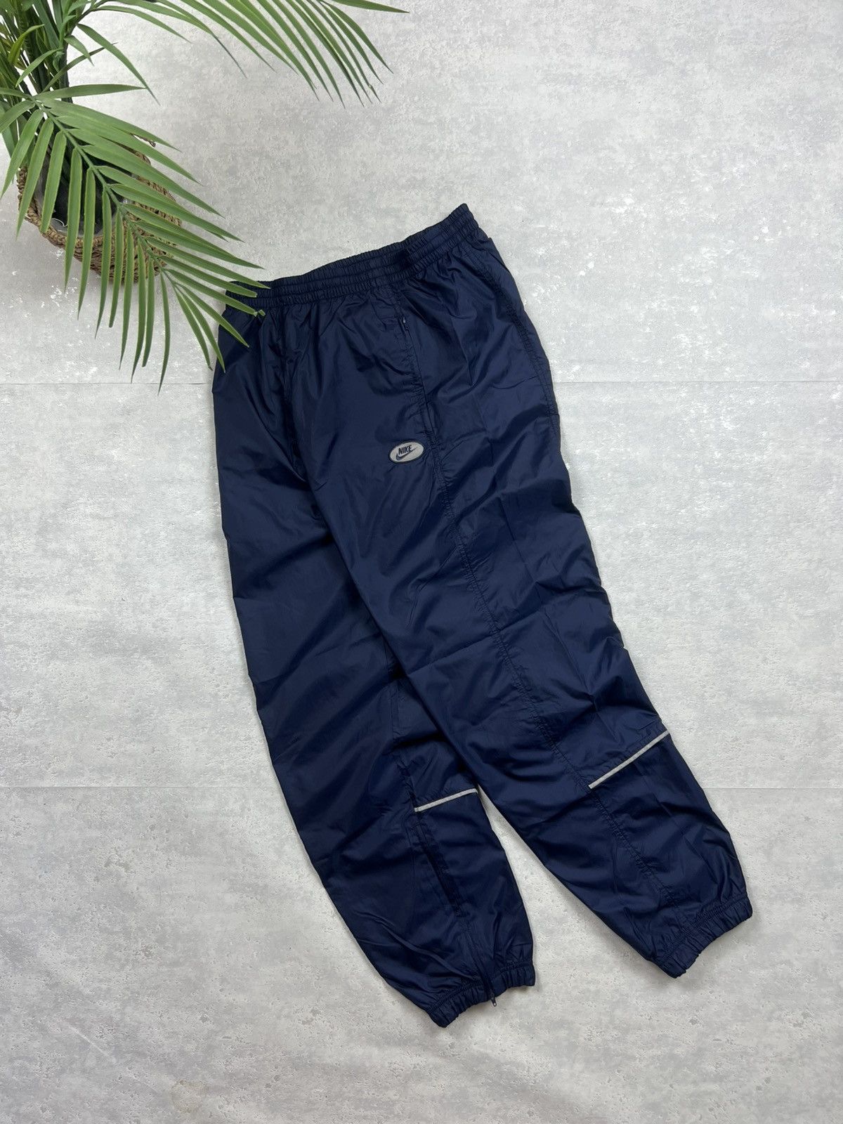 Nike 90s Nike Retro Logo Vintage Y2K Parachute Nylon Pants Size US 30 / EU 46 - 2 Thumbnail