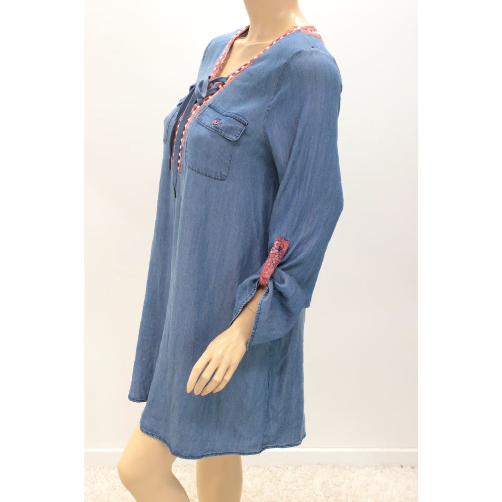 Vintage CRIMSON IN GRACE Dress Women's Medium Blue Denim Tab Sleeve V Neck Boho Tunic Size M / US 6-8 / IT 42-44 - 2 Thumbnail