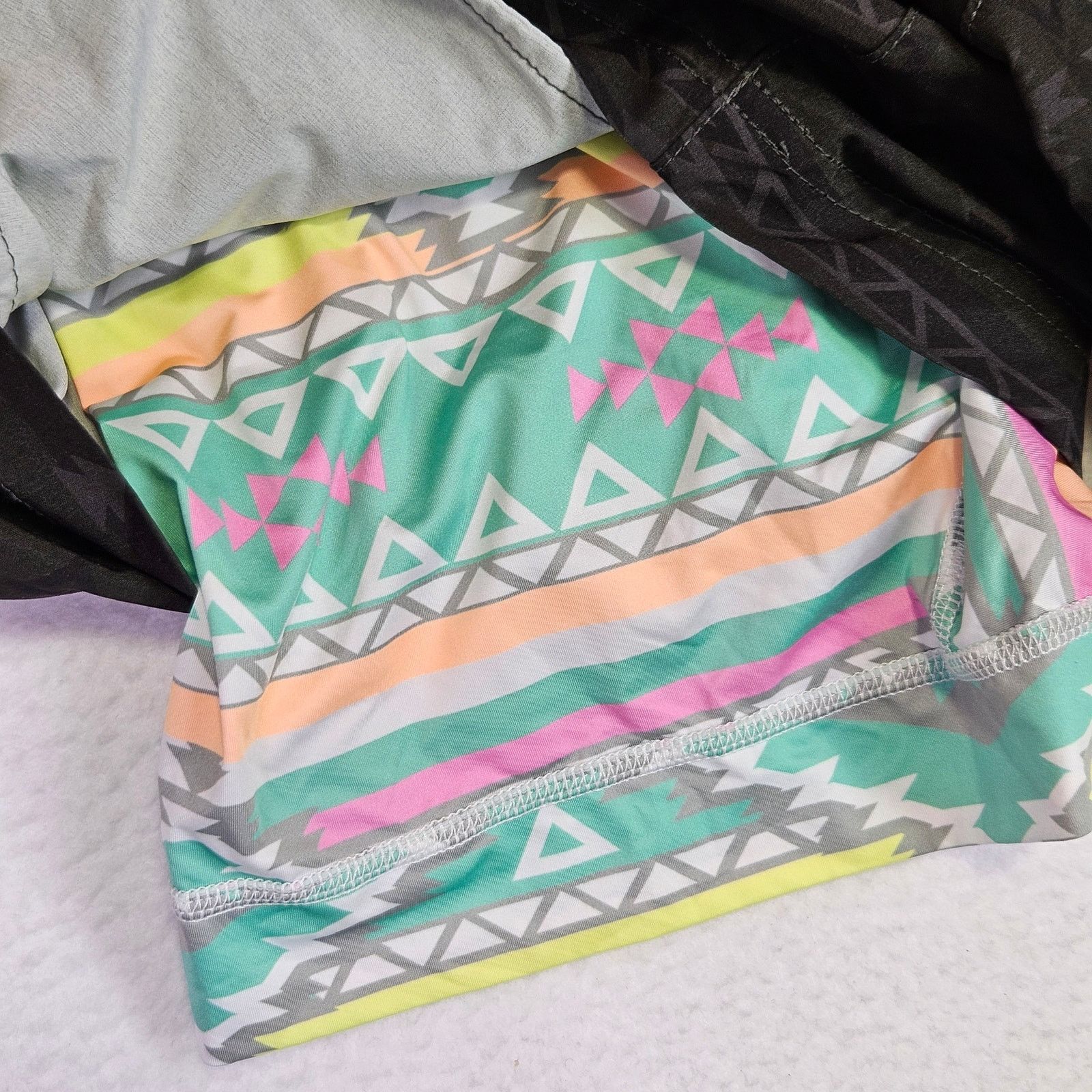 Chubbies Chubbies Quests 5.5” Ultimate Training Shorts Aztec Hybrid Size US 30 / EU 46 - 2 Thumbnail