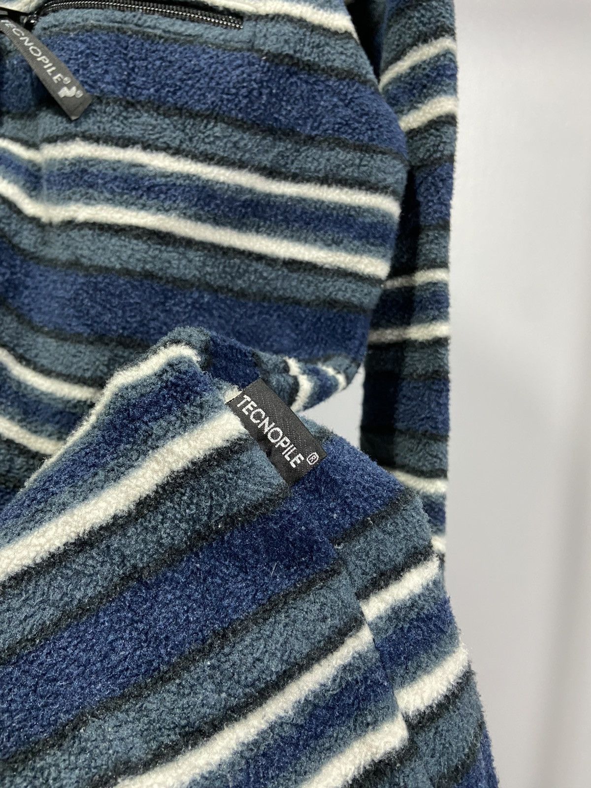 Jack Wolfskin × Japanese Brand Jack Wolfskin Tecnopile fleece half zipper jacket Size US M / EU 48-50 / 2 - 4 Thumbnail