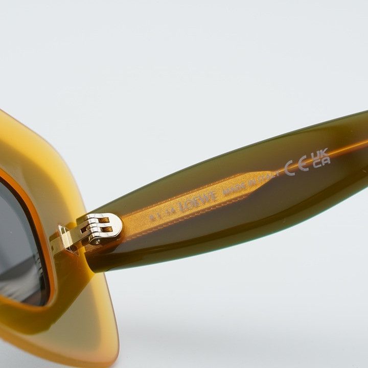 Loewe Loewe LW40139U 20A Sunglasses Grey/Brown Rectangle Frame Size ONE SIZE - 8 Thumbnail