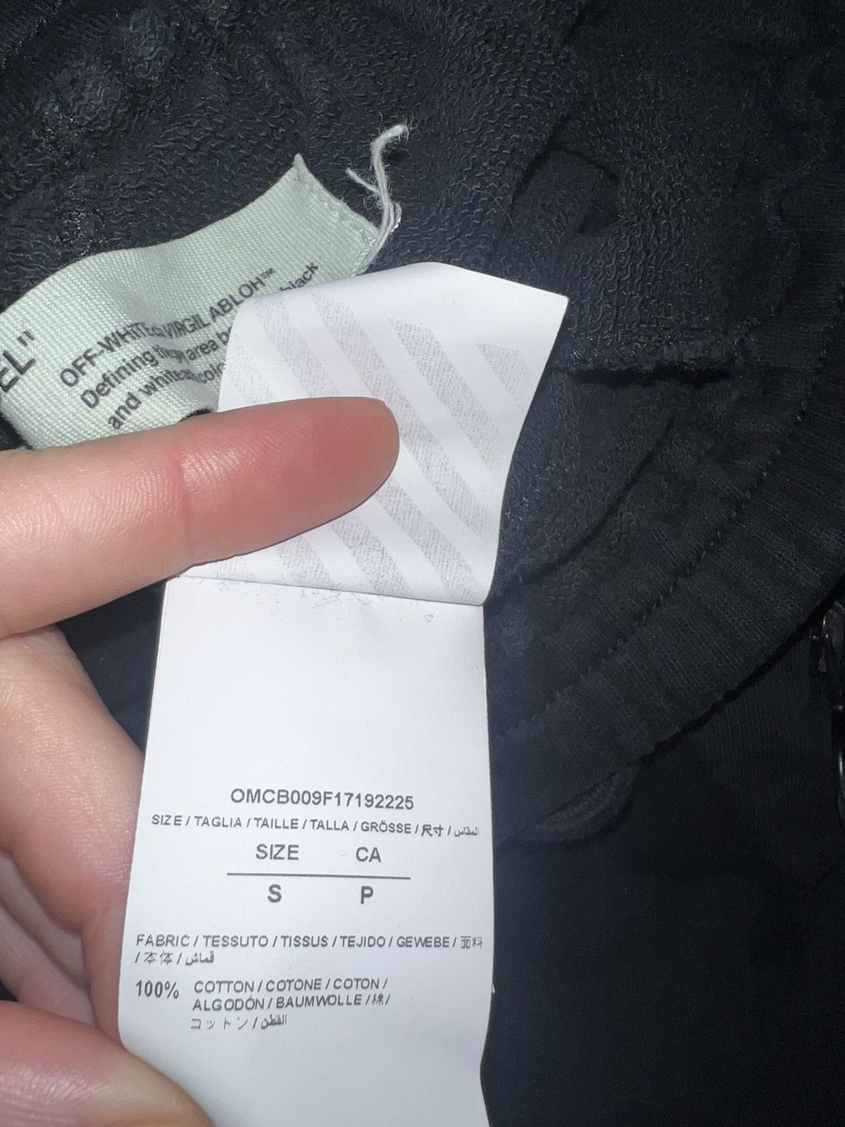 Off-White Sz S oversized black off white “waves” shorts 36-38 Size US 36 / EU 52 - 8 Thumbnail