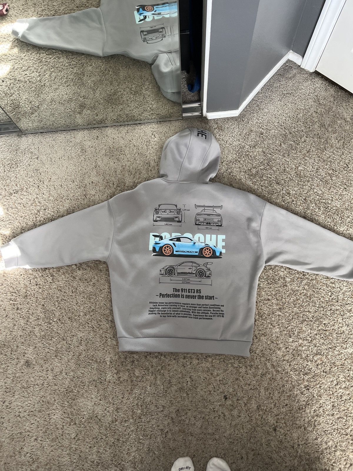 Other Porsche 911 GT3 RS Hoodie Size US L / EU 52-54 / 3 - 1 Thumbnail