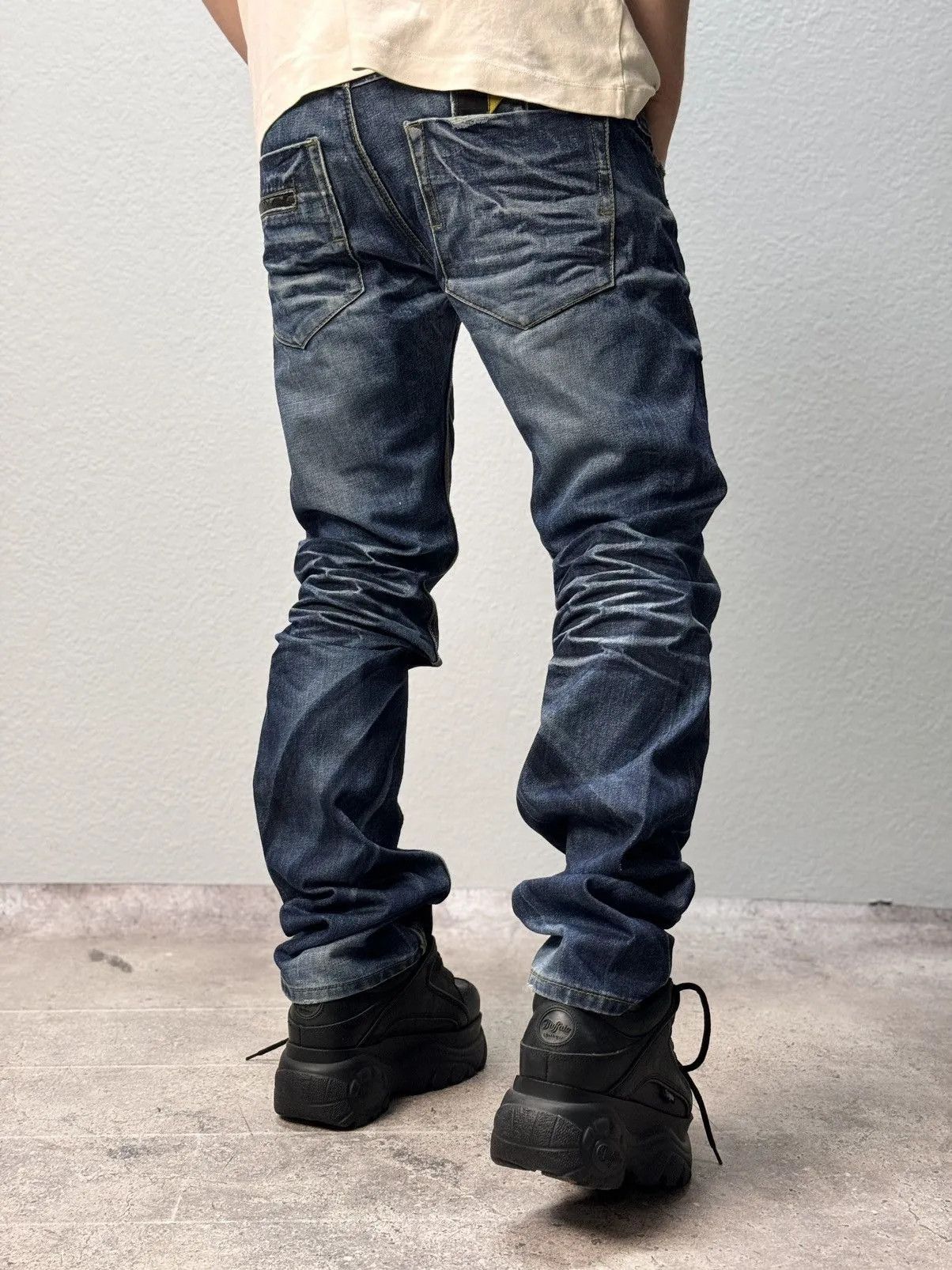 Takeshy Kurosawa Vintage Japan Takeshy Kurosawa Sequin Logo Denim pants baggy Size US 34 / EU 50 - 13 Thumbnail
